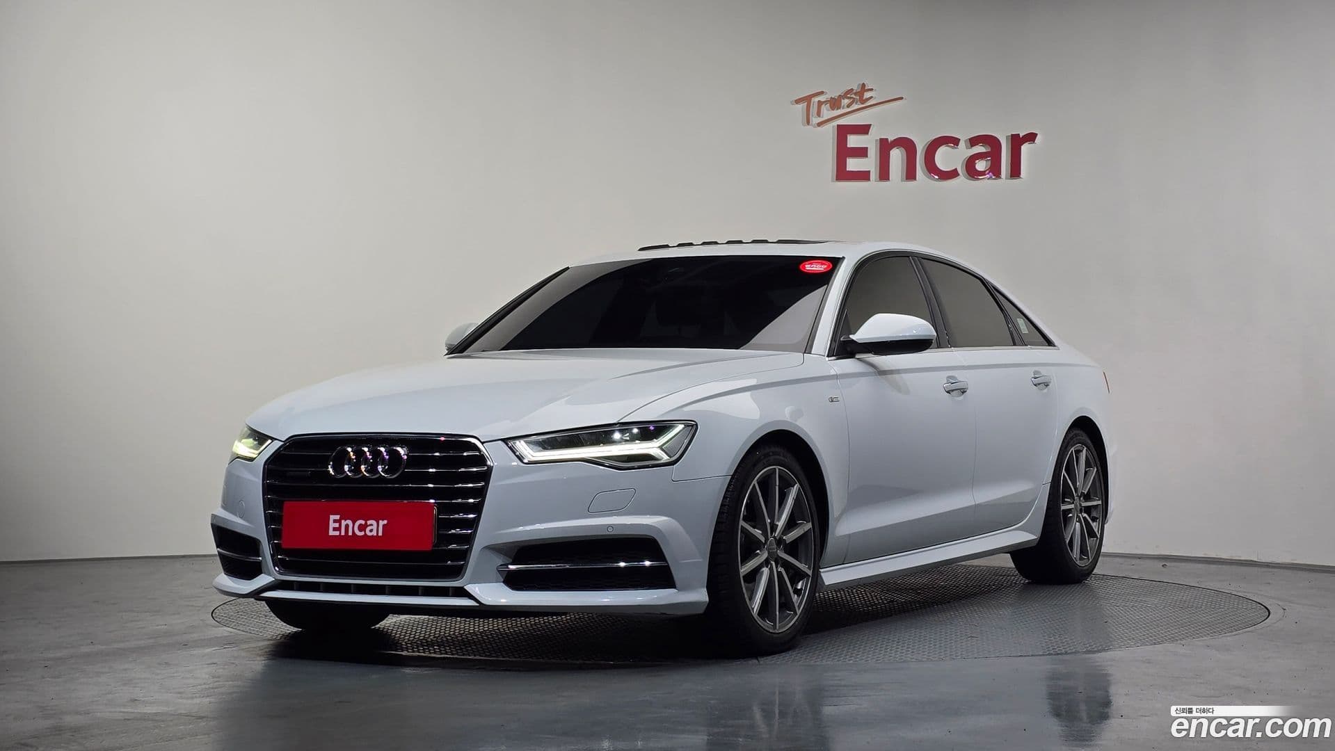 Main__Slider__Photo:A6 Audi 2015.11-0