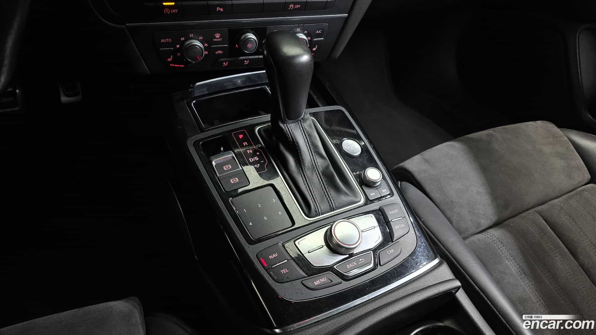 A6 Audi 2015.11-INNER-009