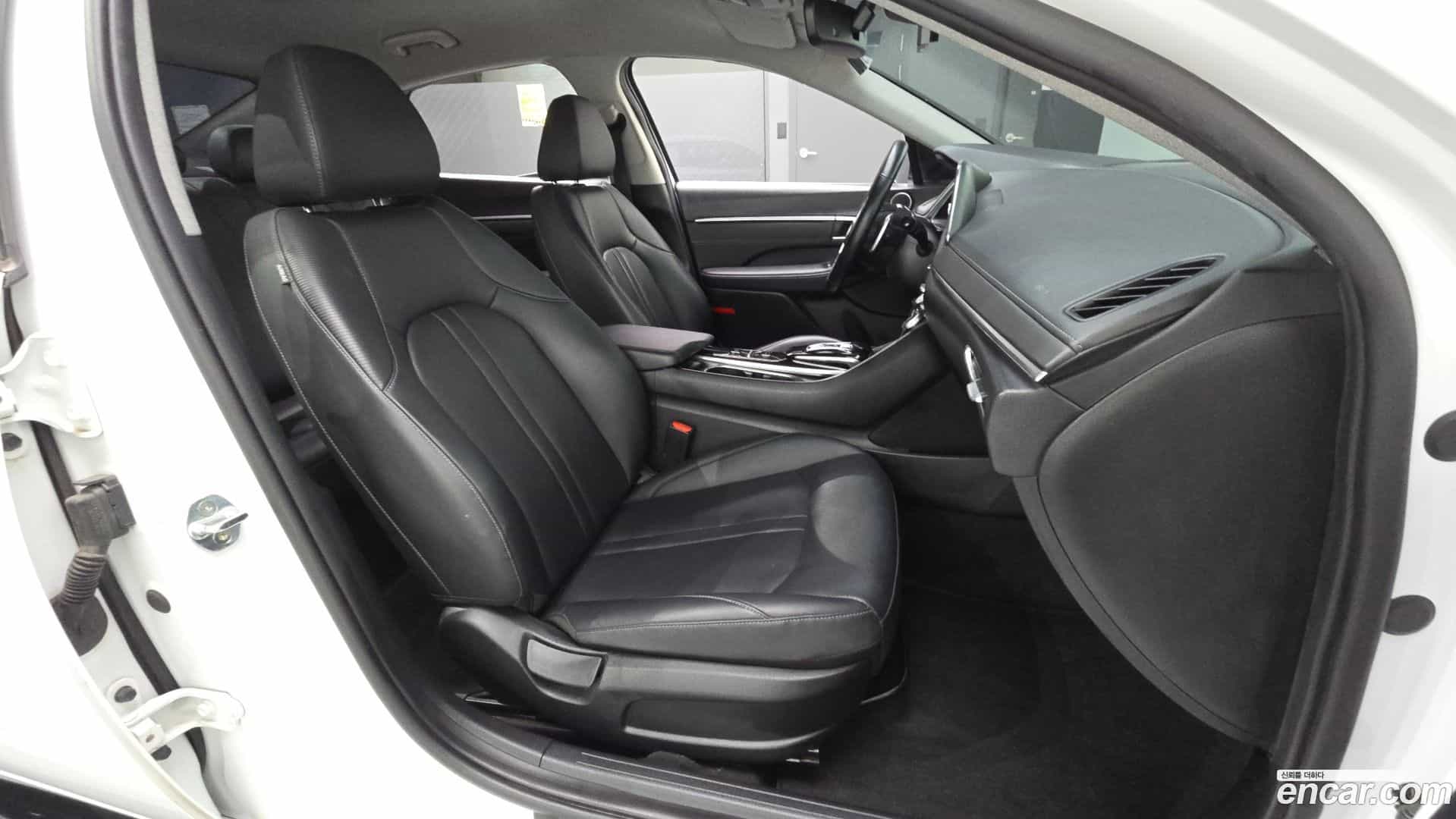 Sonata Hyundai 2021.10-OPTION-015