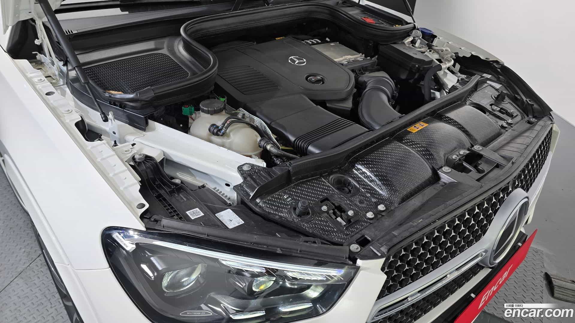 GLE-Class Mercedes-Benz 2024.8-INNER-006
