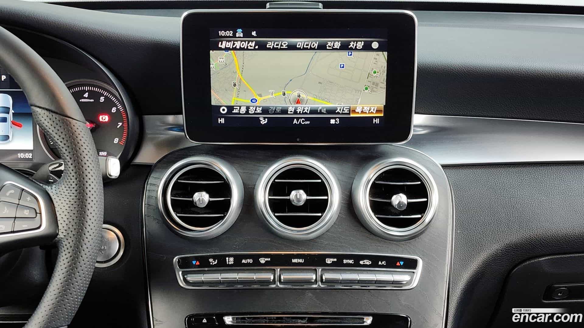 GLC-Class Mercedes-Benz 2019.5-OPTION-018