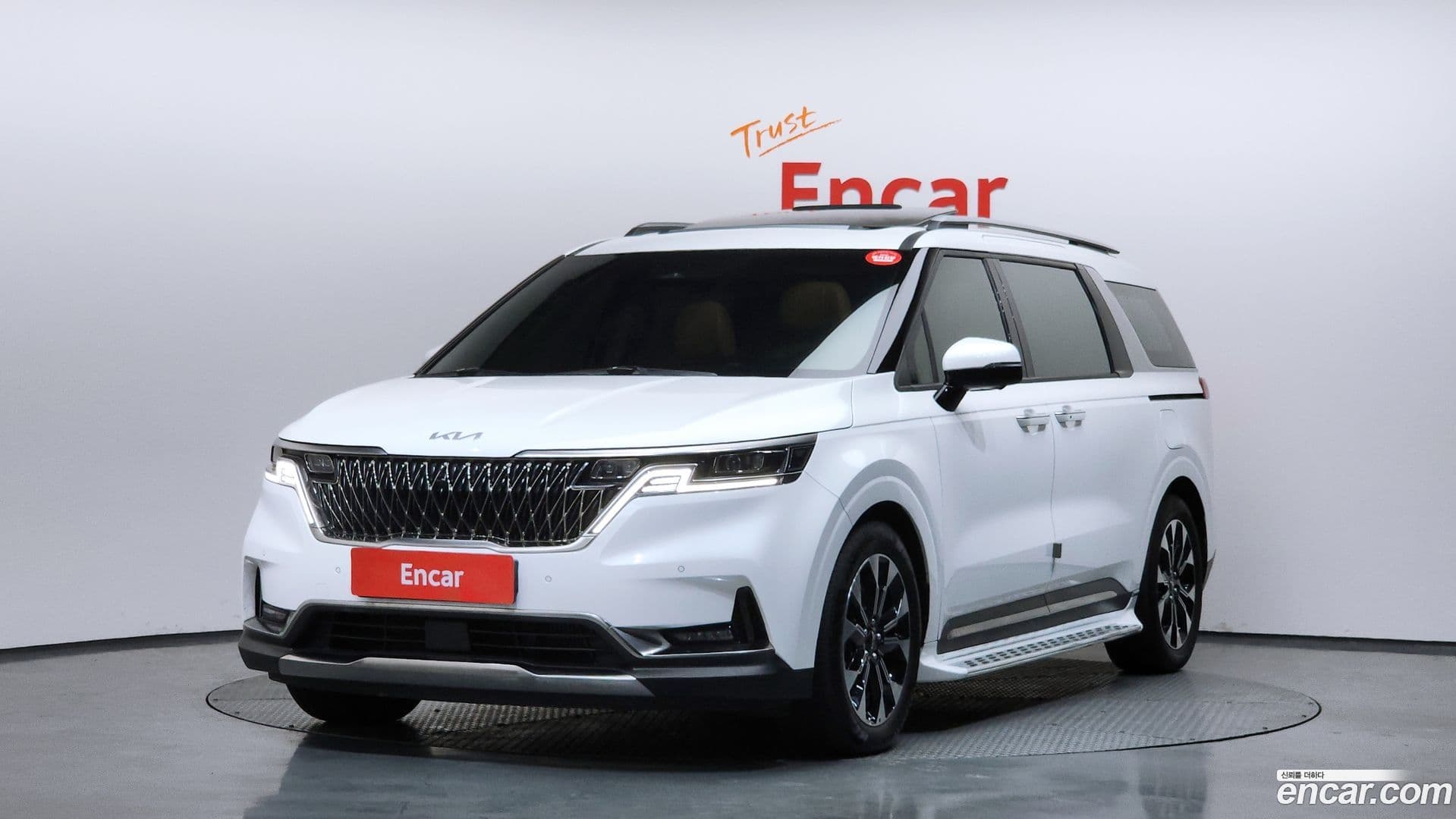Main__Slider__Photo:Canival Kia 2021.11-0