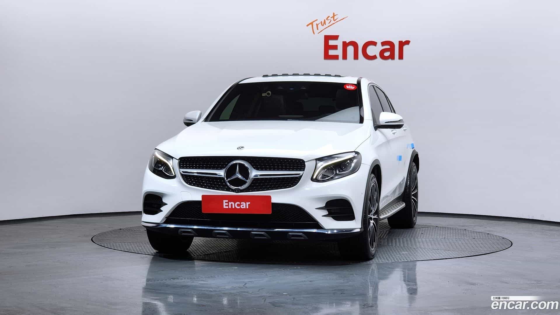 GLC-Class Mercedes-Benz 2018.0-OUTER-003