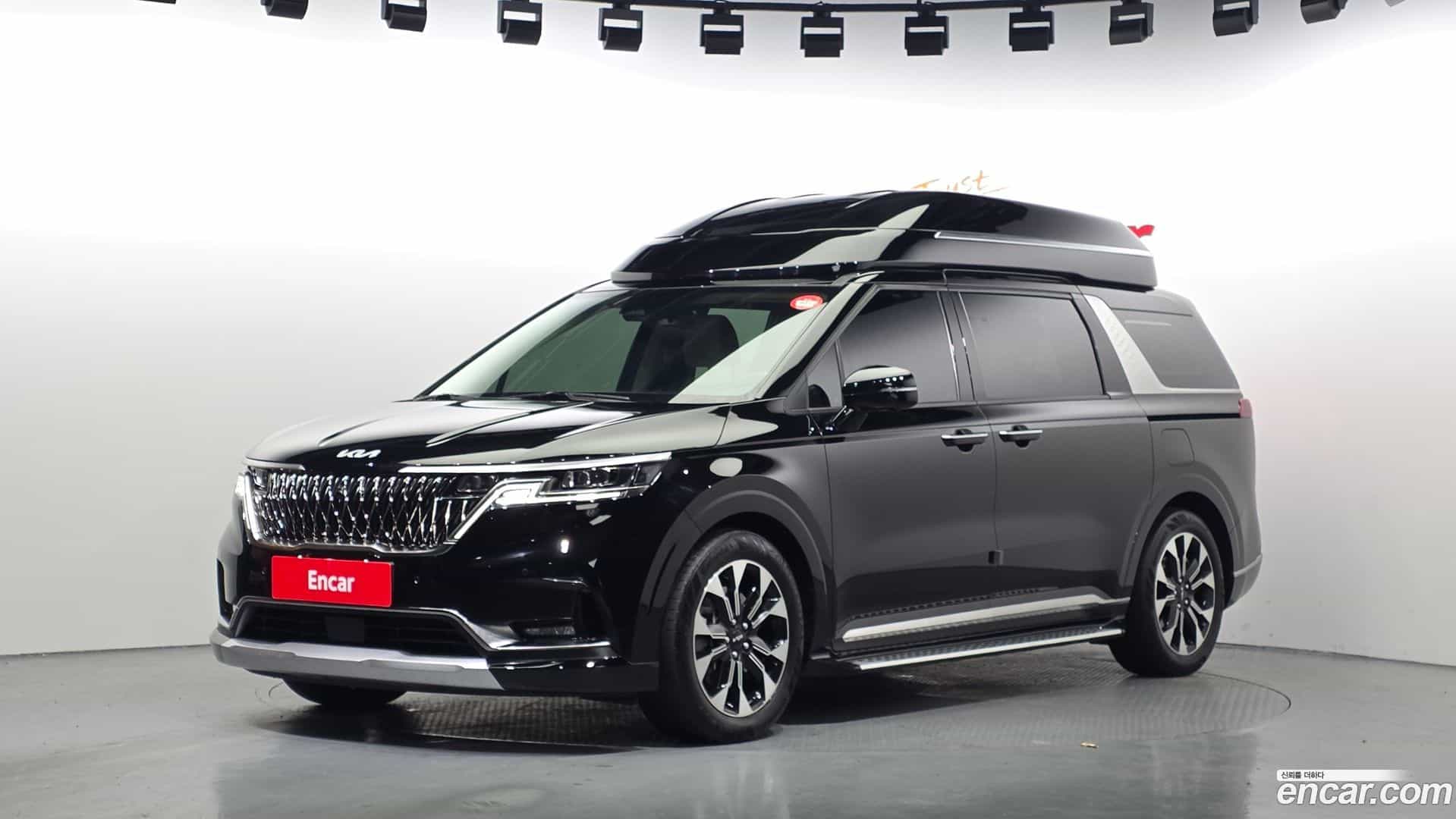 Canival Kia 2023.2-OUTER-001