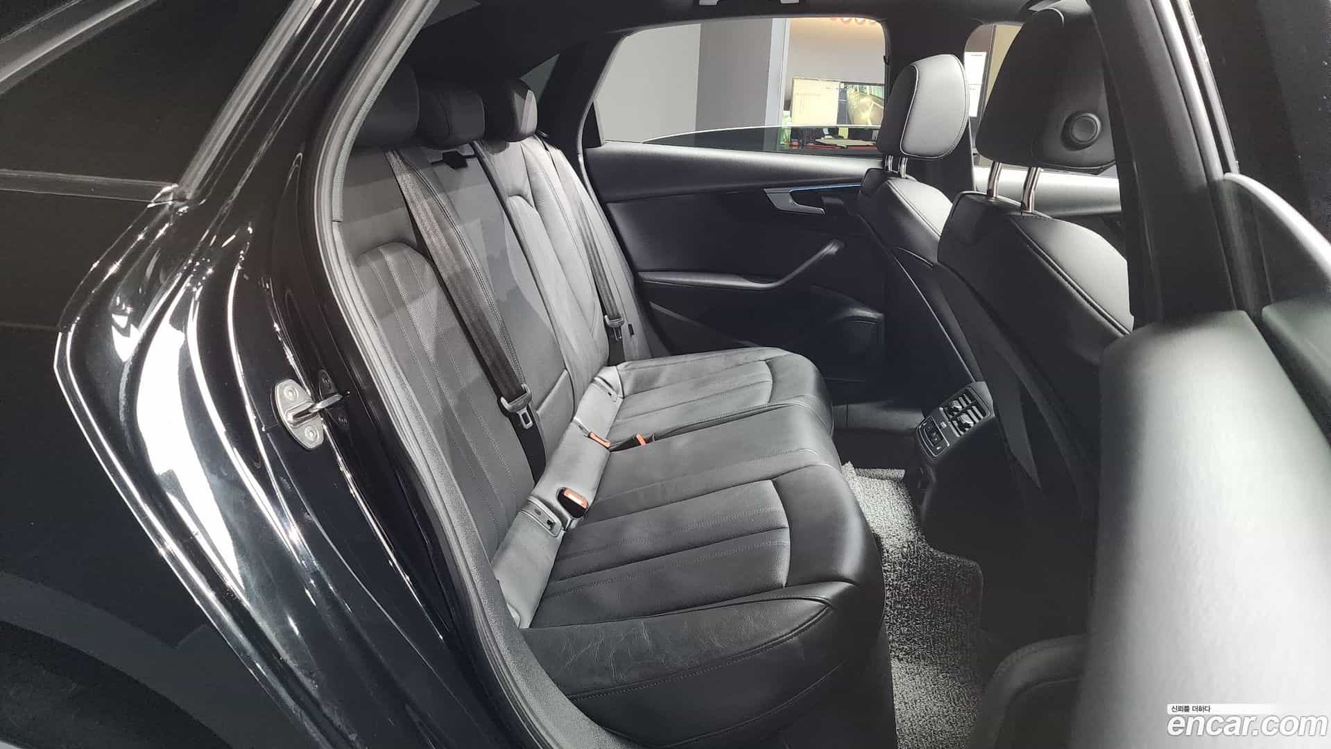A4 Audi 2022.4-OPTION-016