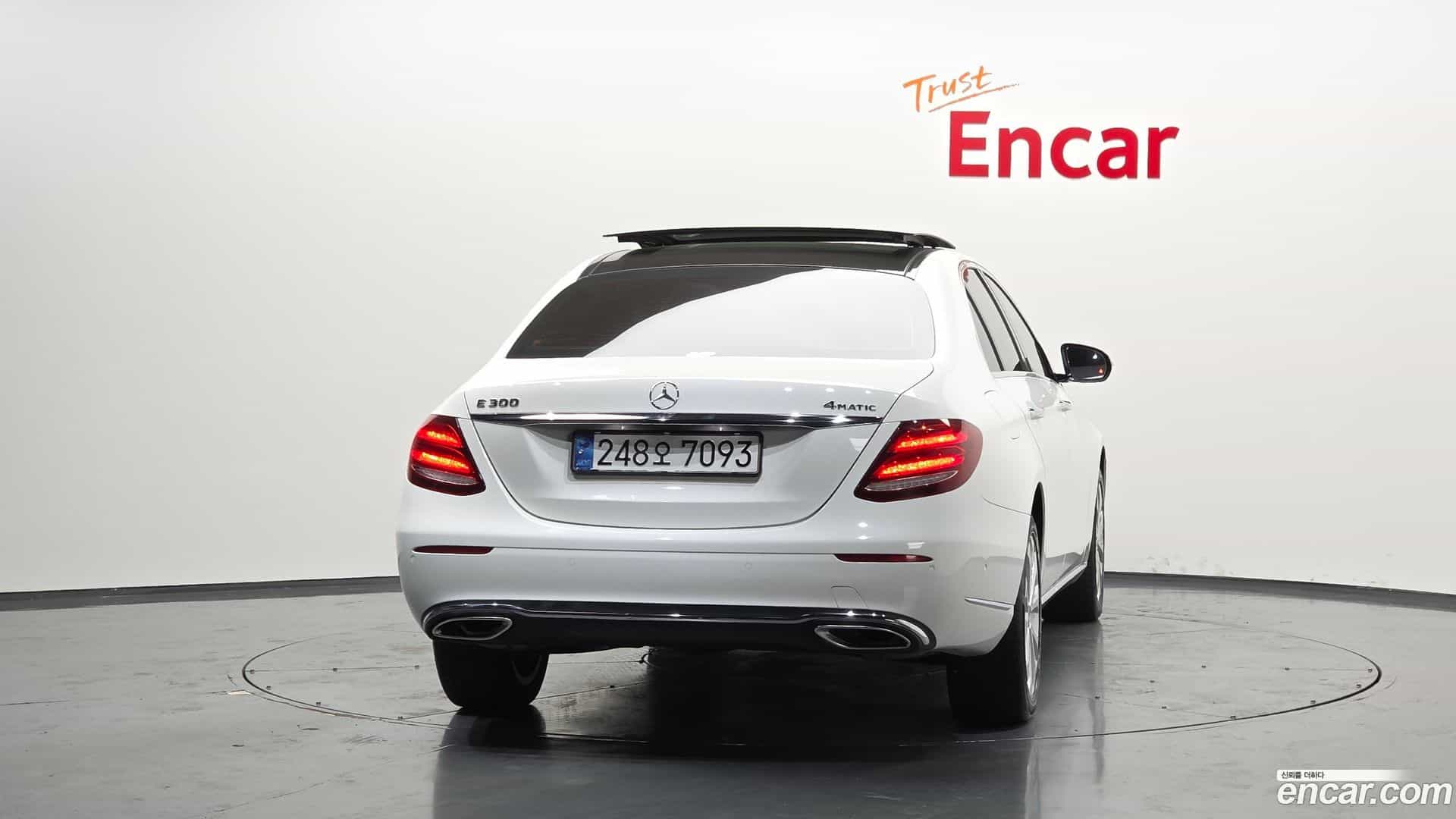 E-Class Mercedes-Benz 2019.5-OUTER-004