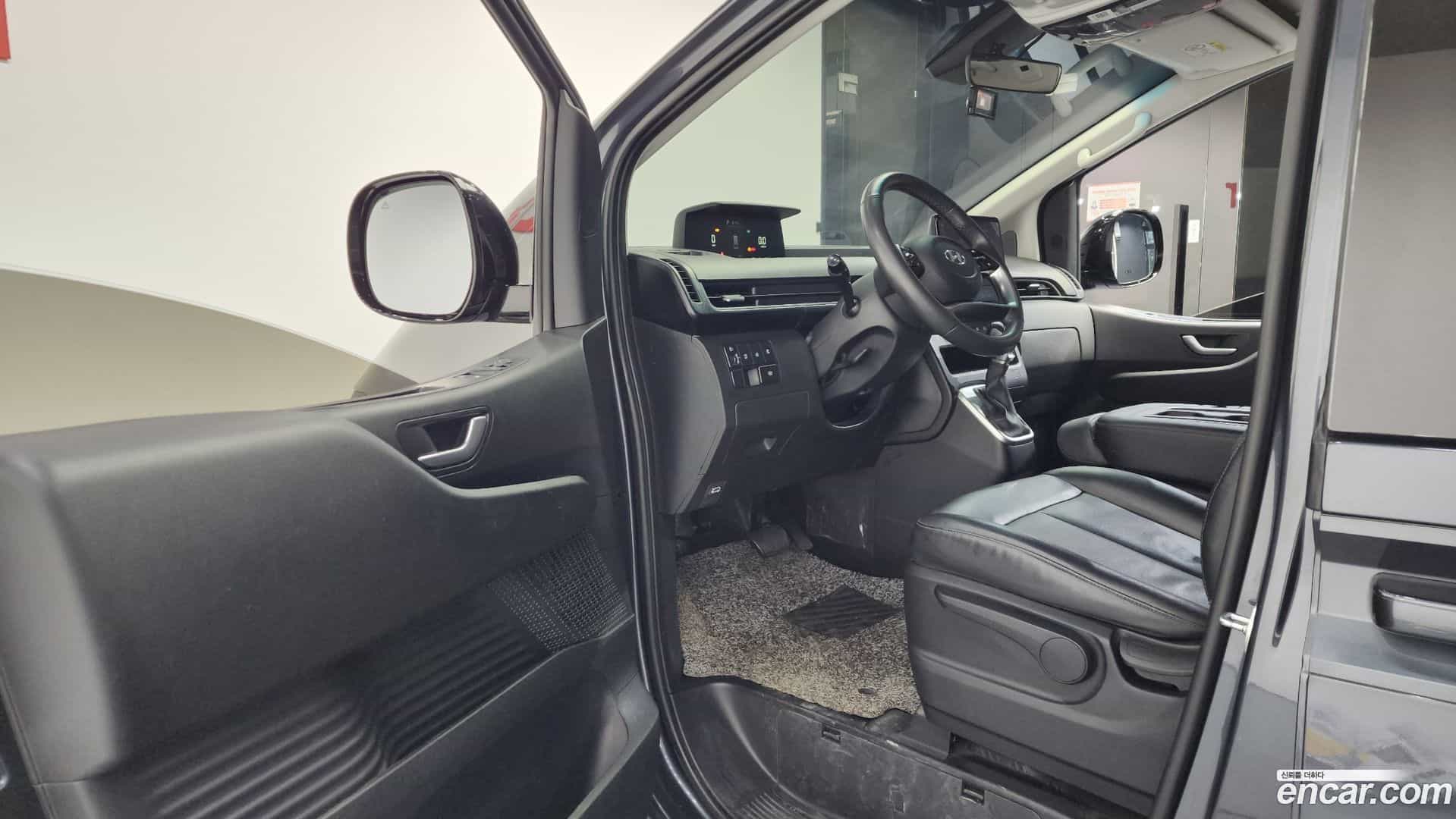 Staria Hyundai 2022.4-INNER-010