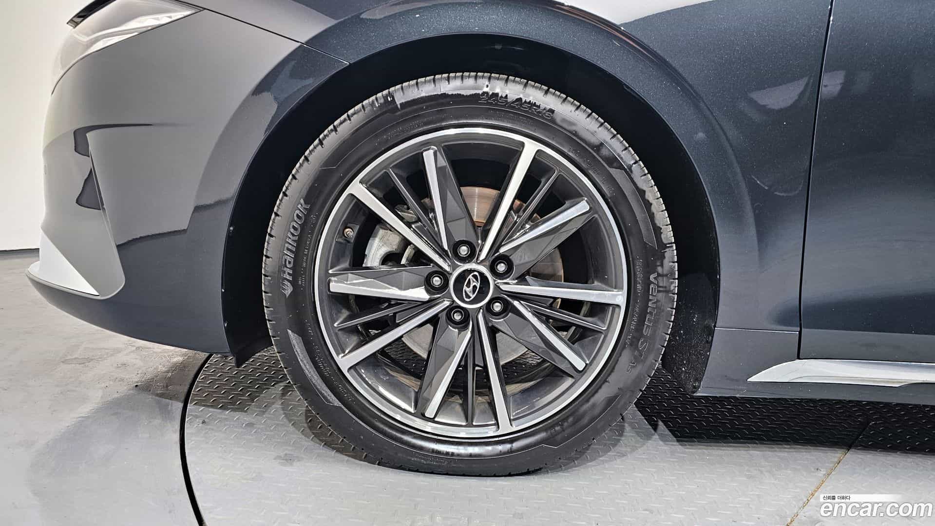 Grandeur Hyundai 2021.0-OUTER-005