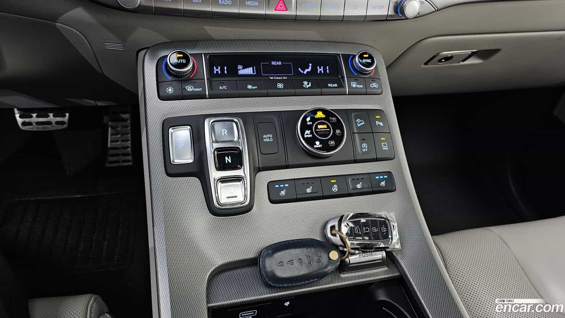 Palisade Hyundai 2021.0-INNER-009