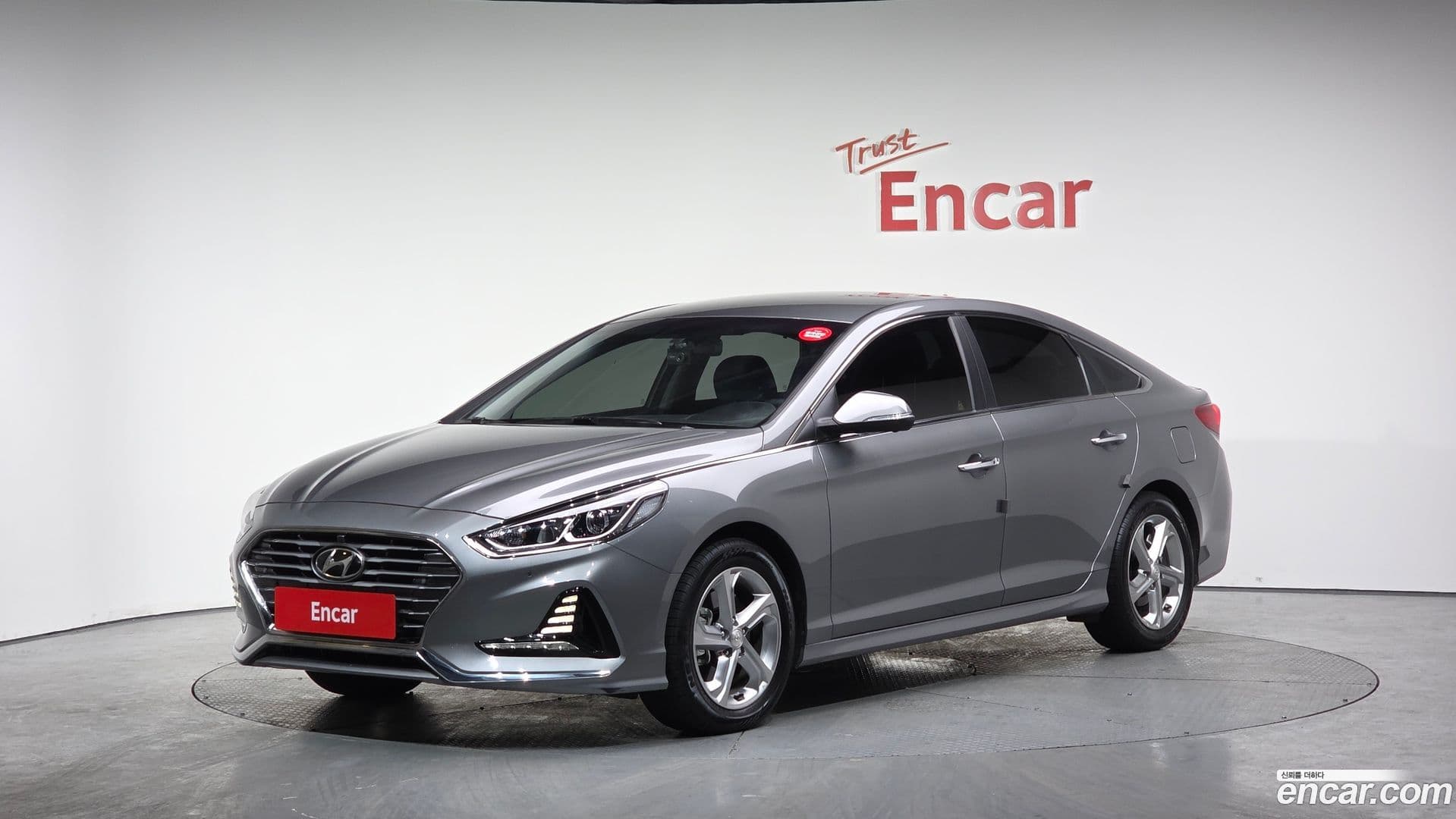 Main__Slider__Photo:Sonata Hyundai 2018.1-0