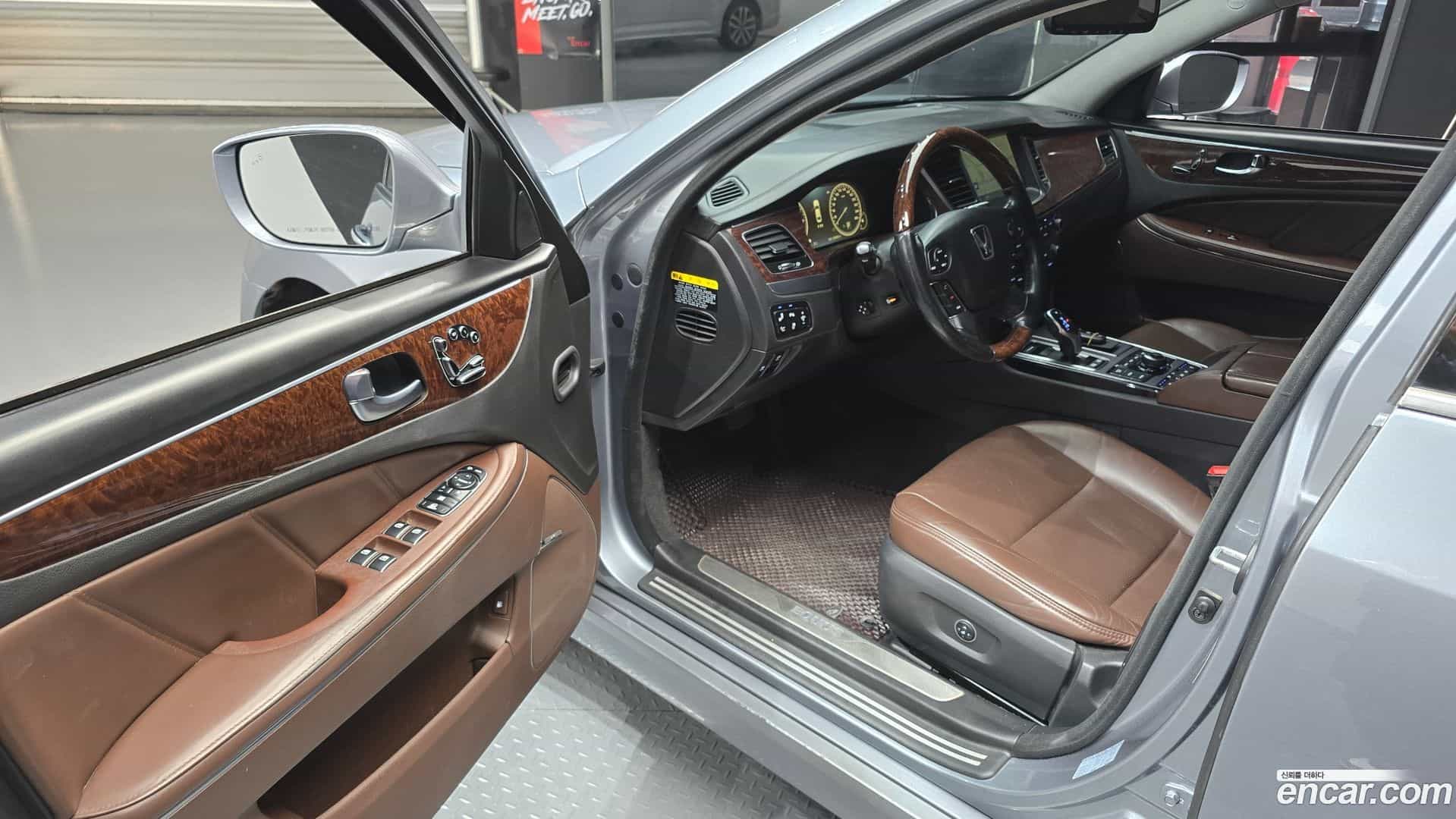 Equus Hyundai 2015.3-OPTION-015