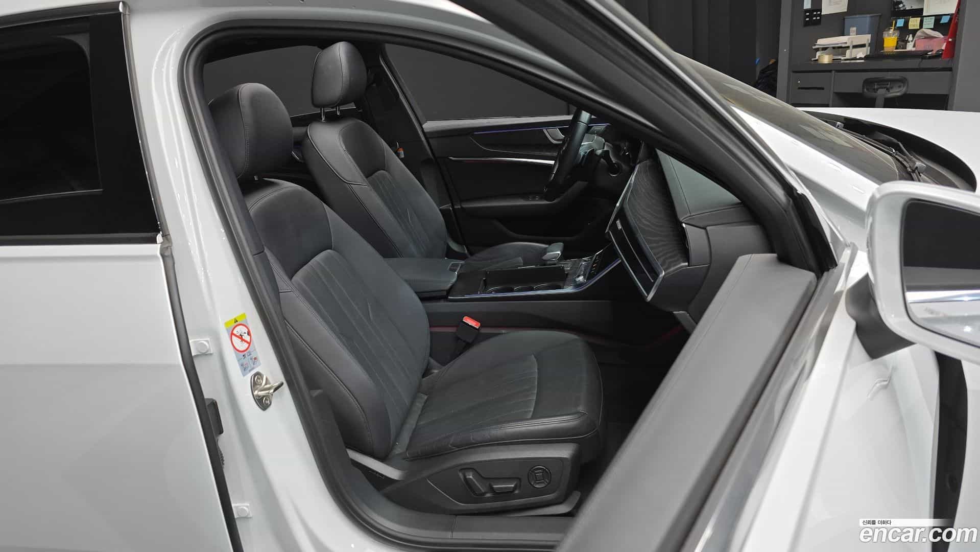 A6 Audi 2021.2-OPTION-016