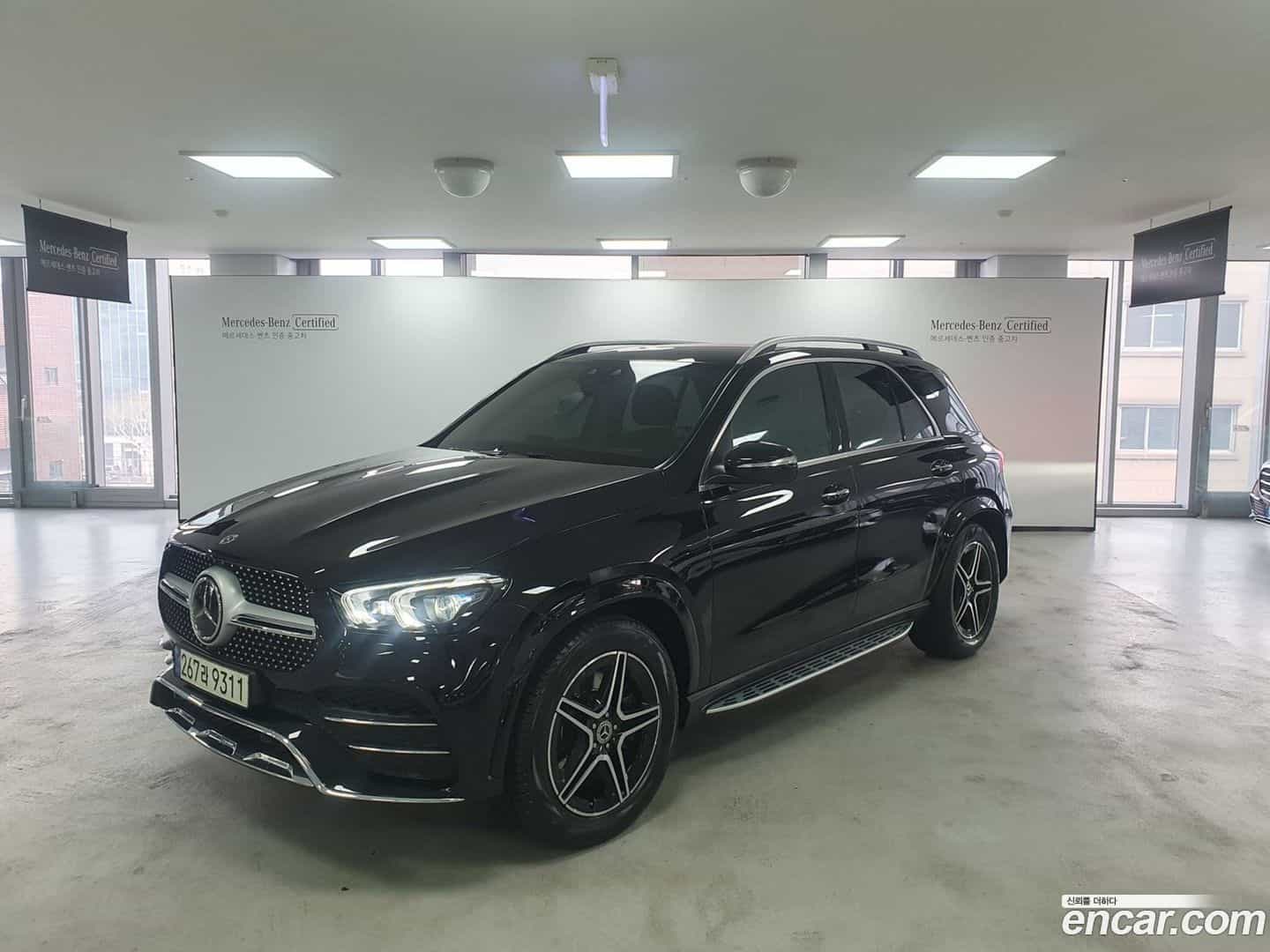 GLE-Class Mercedes-Benz 2021.3-OUTER-001