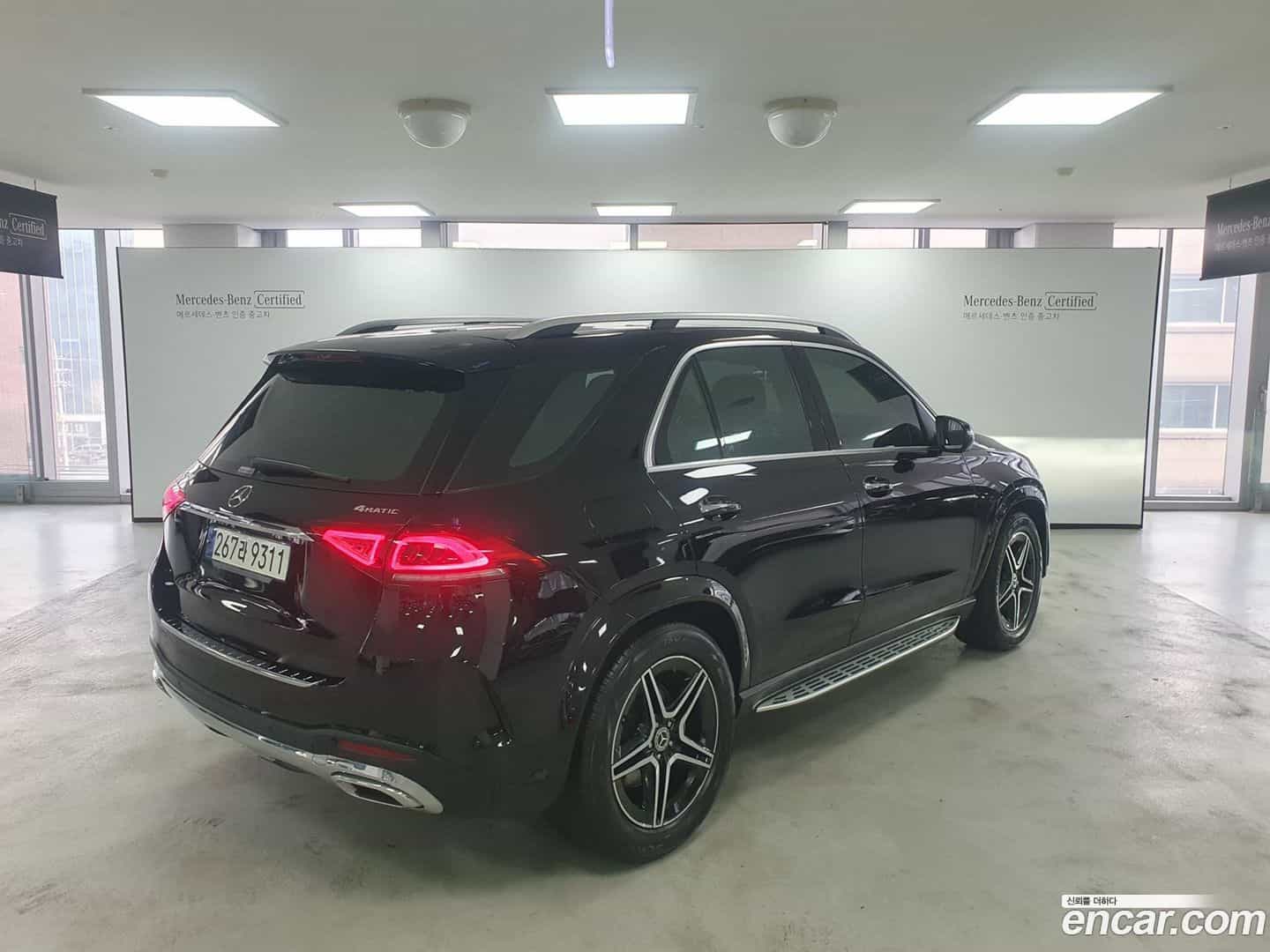 GLE-Class Mercedes-Benz 2021.3-OUTER-002