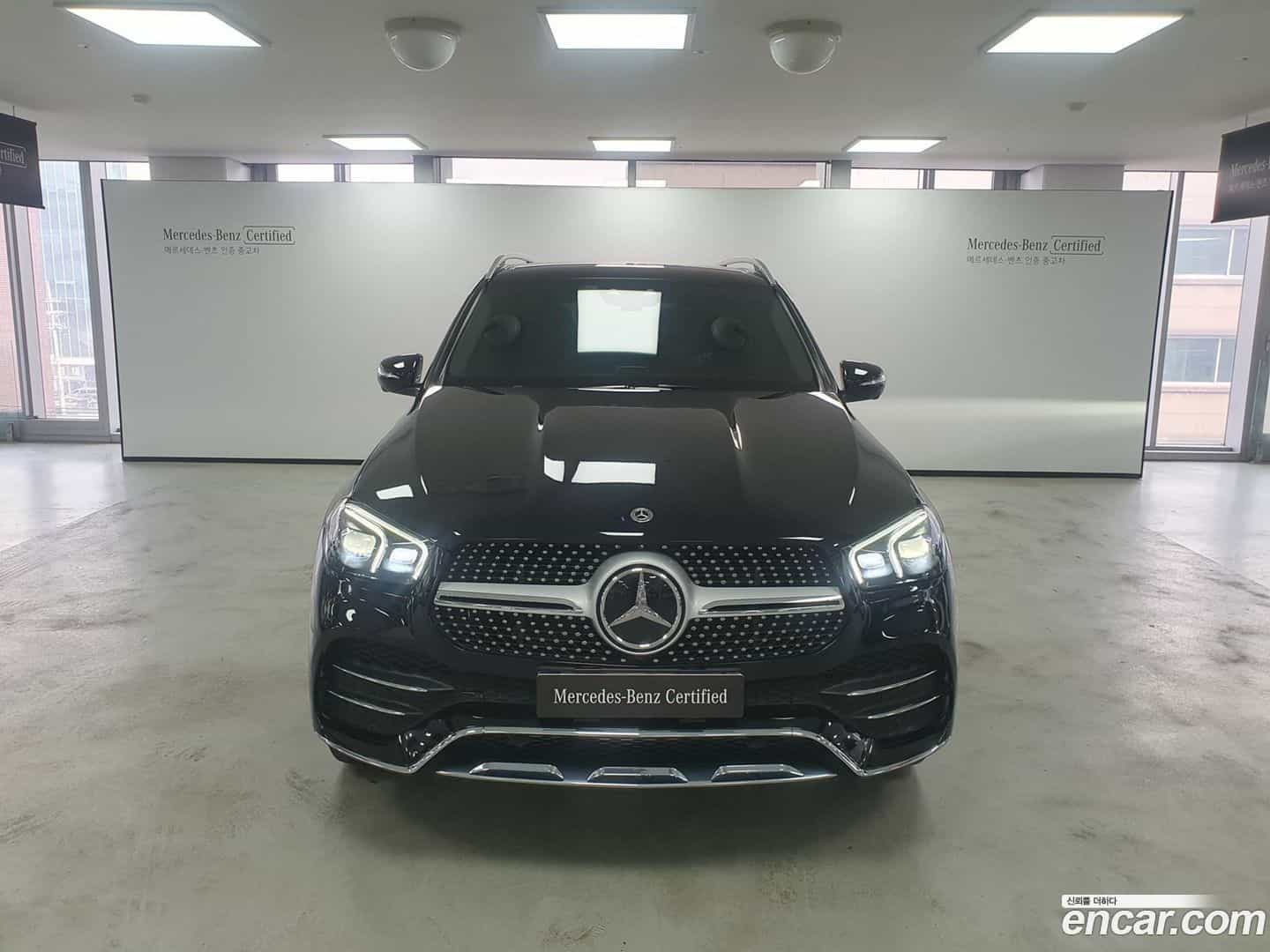 GLE-Class Mercedes-Benz 2021.3-OUTER-003