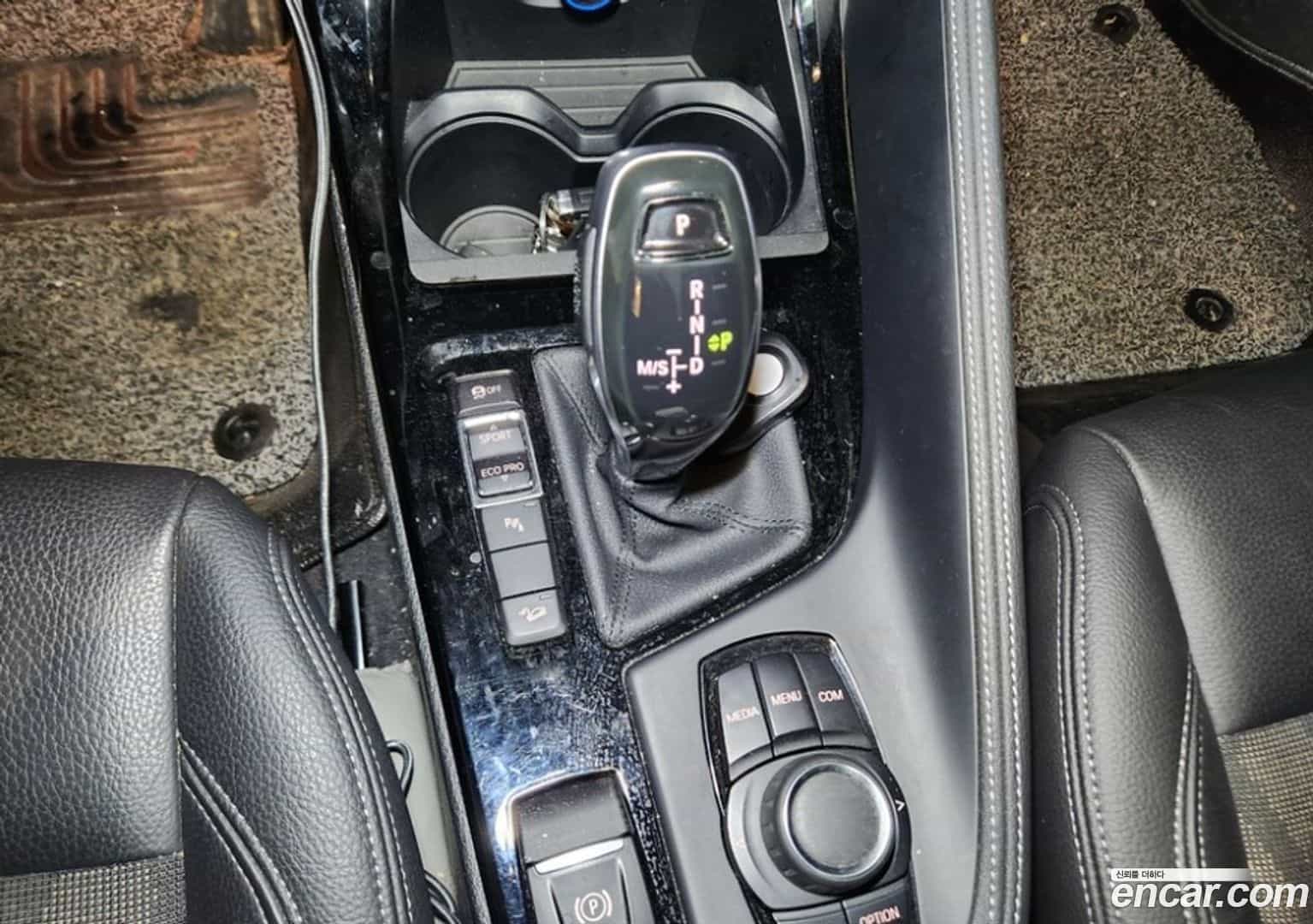 X1 BMW 2021.1-INNER-010