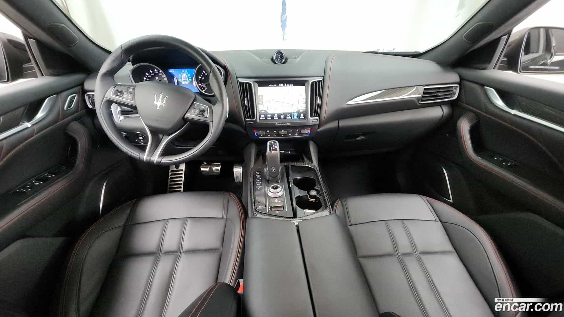 Levante Maserati 2020.11-INNER-007