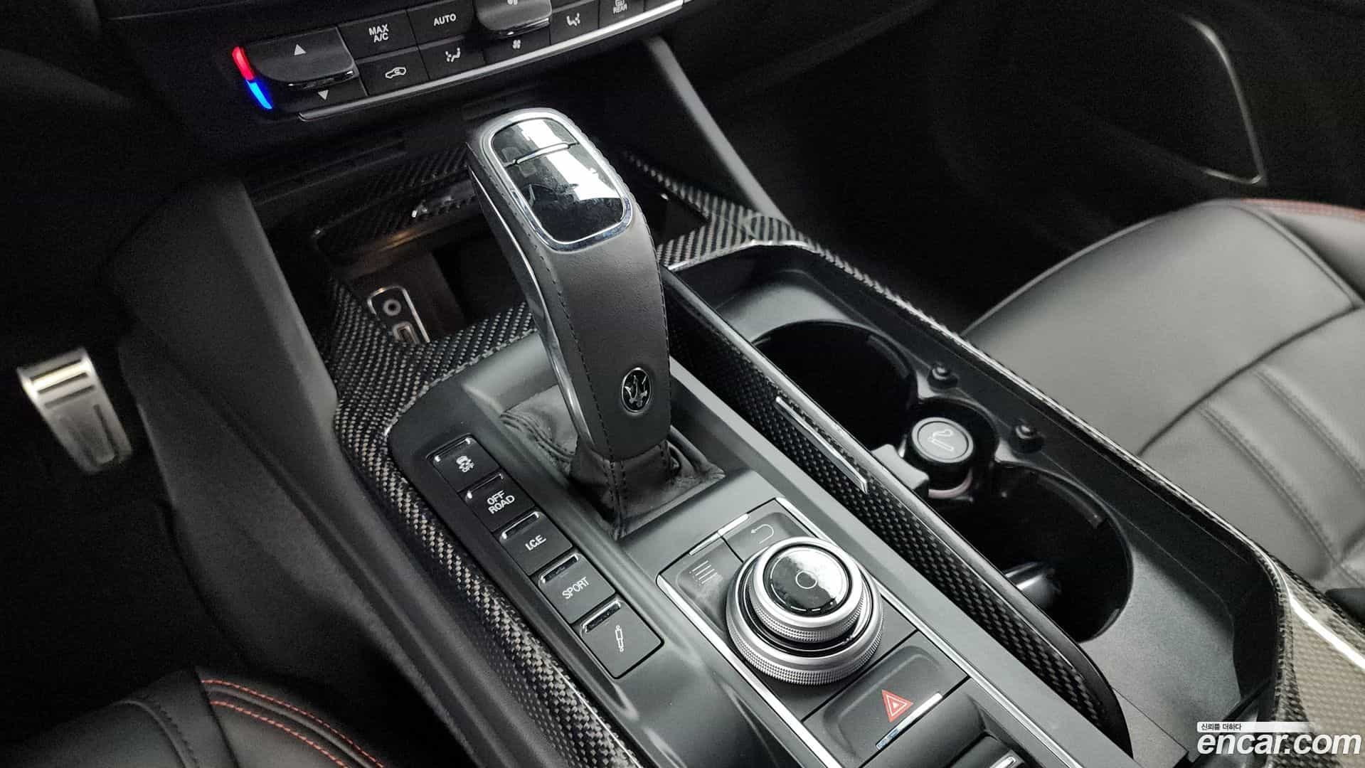 Levante Maserati 2020.11-INNER-009