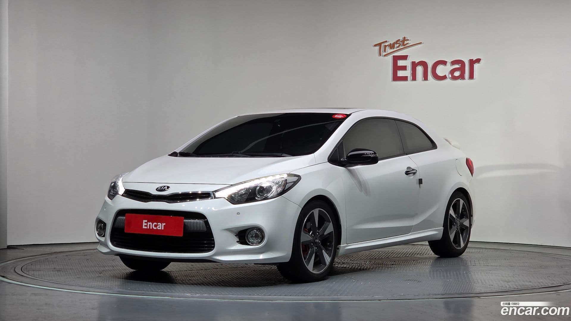 Main__Slider__Photo:K3 Kia 2015.2-0