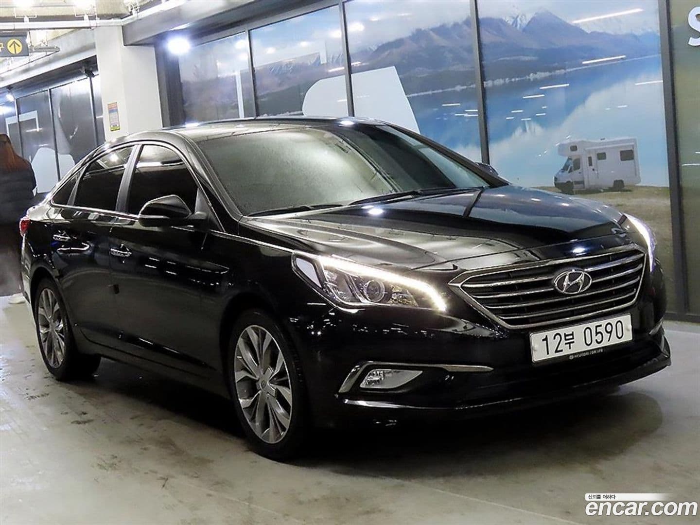 Main__Slider__Photo:Sonata Hyundai 2015.11-0