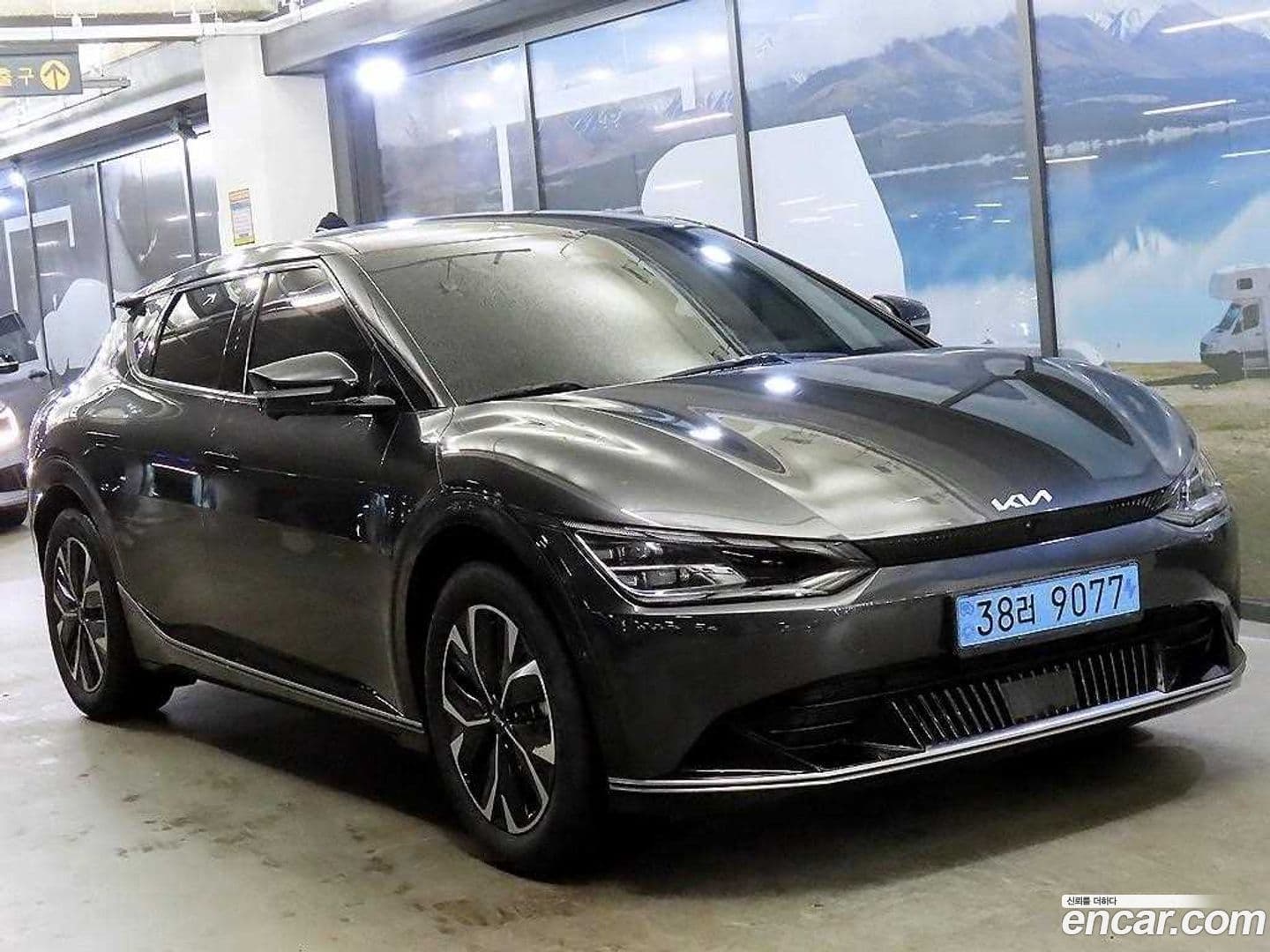 Main__Slider__Photo:EV6 Kia 2022.9-0