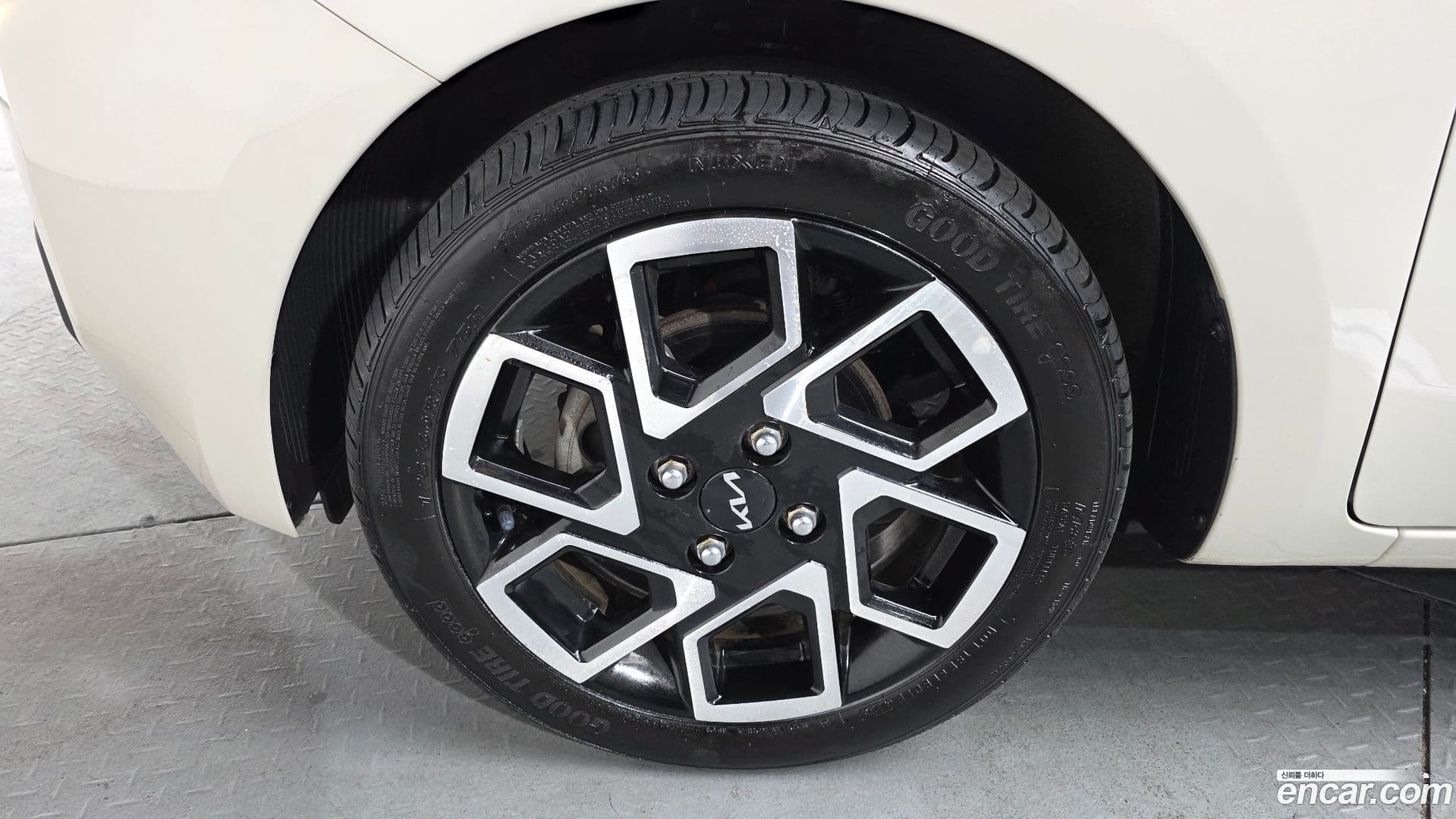 Main__Slider__Photo:RAY Kia 2023.6-4