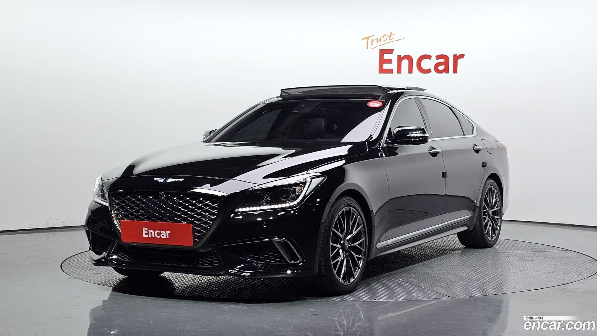 Main__Slider__Photo:Genesis Hyundai 2014.2-0