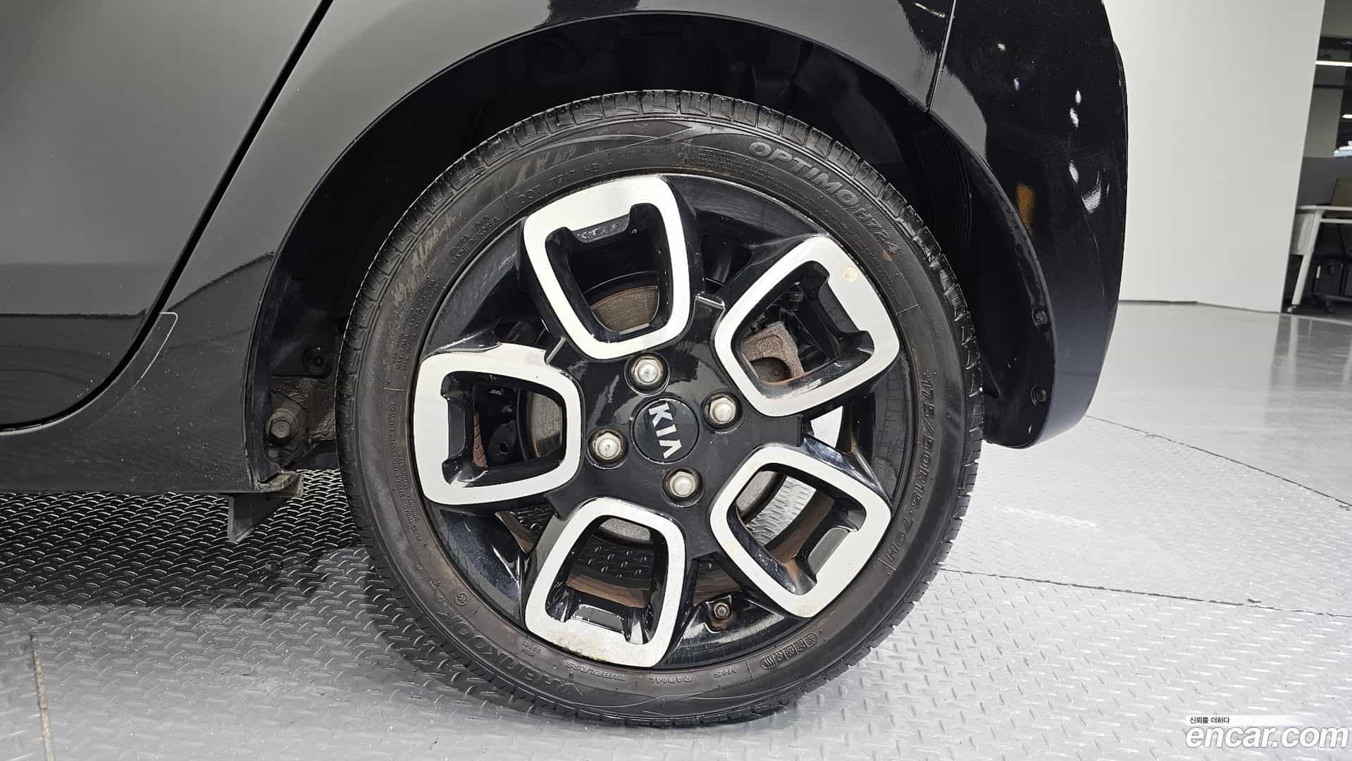 RAY Kia 2021.2-OUTER-005