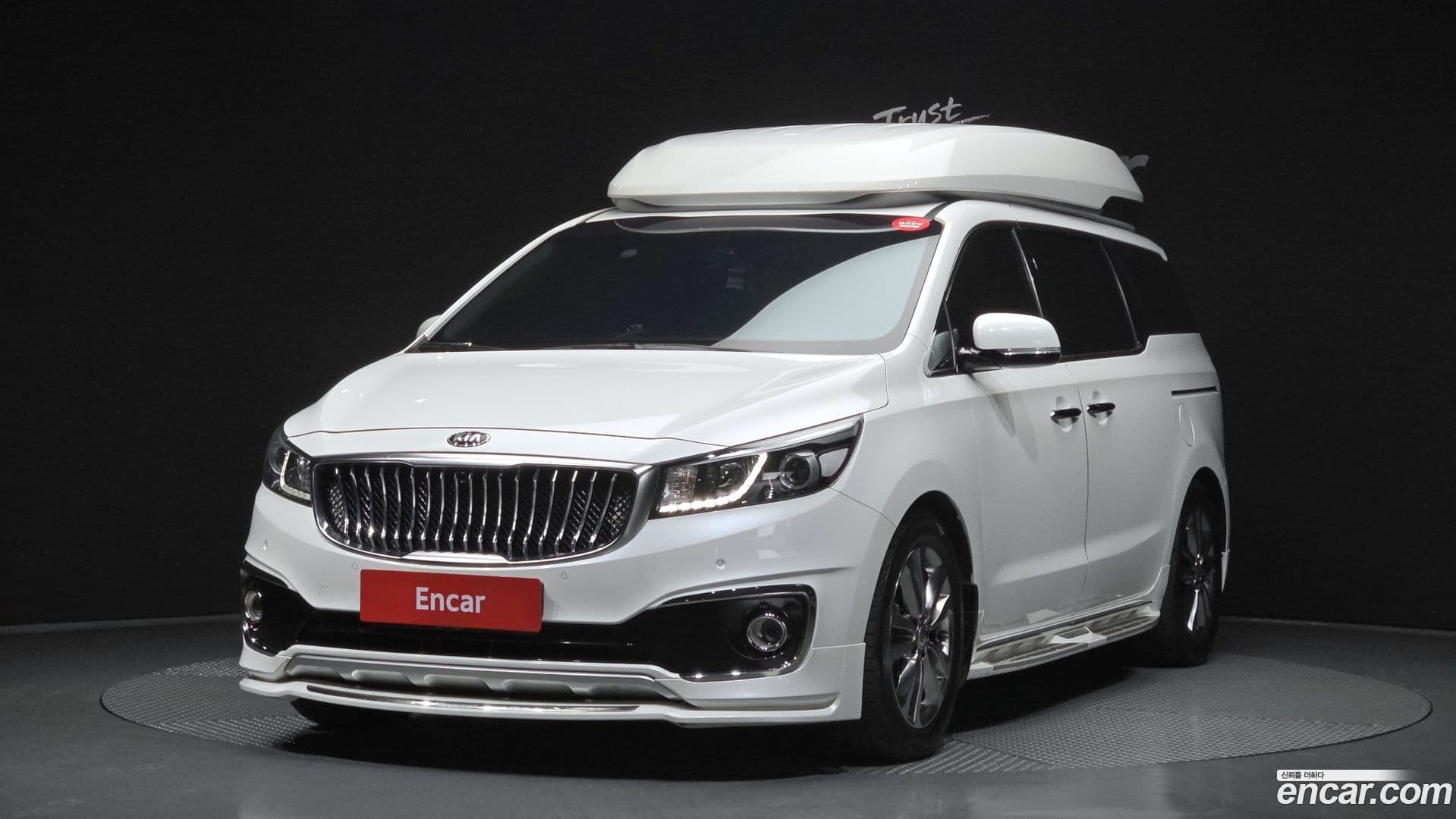 Main__Slider__Photo:Canival Kia 2017.9-0