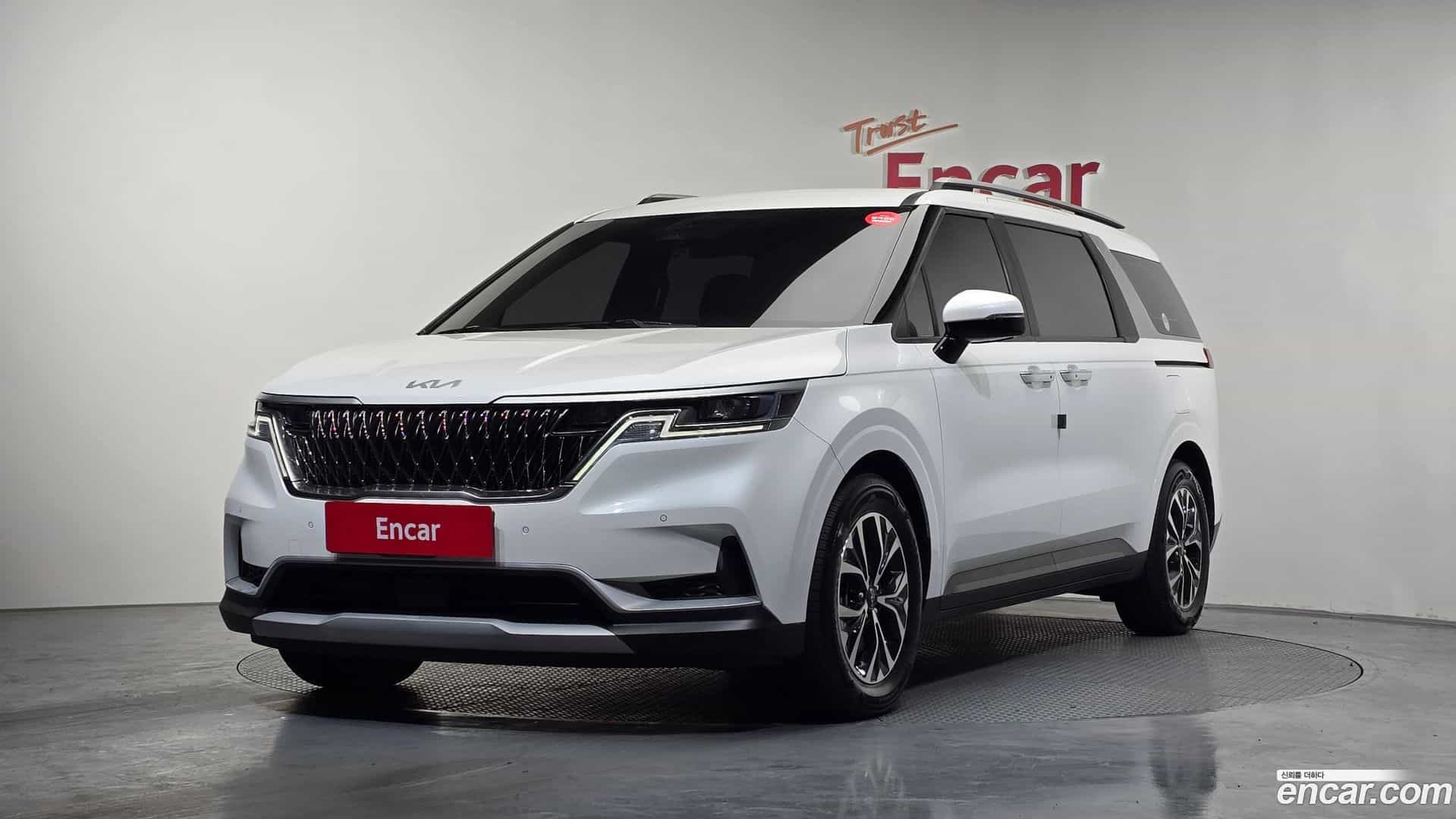 Canival Kia 2022.10-OUTER-001
