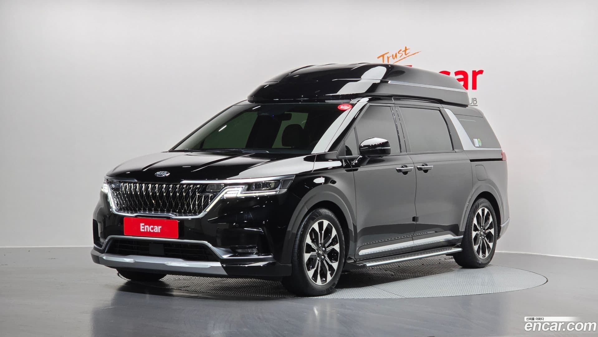 Main__Slider__Photo:Canival Kia 2021.0-0