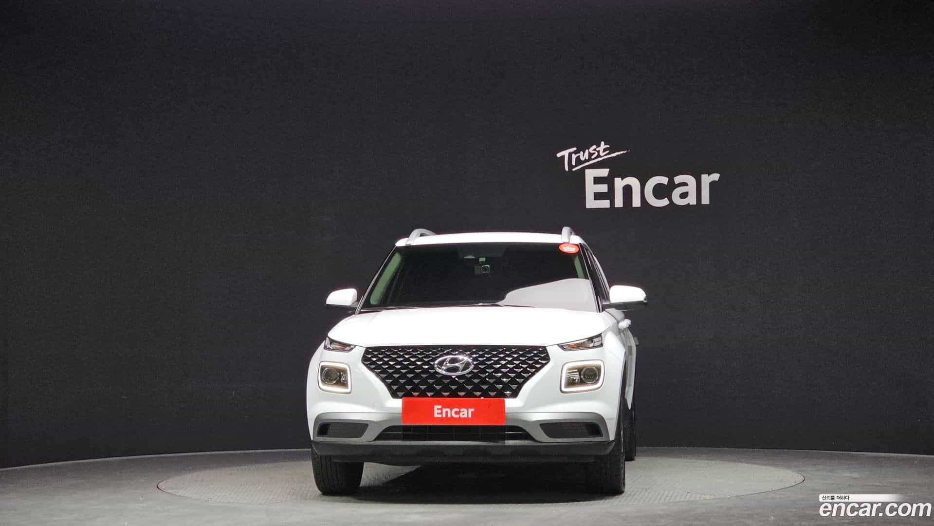 Venue Hyundai 2022.9-OUTER-003