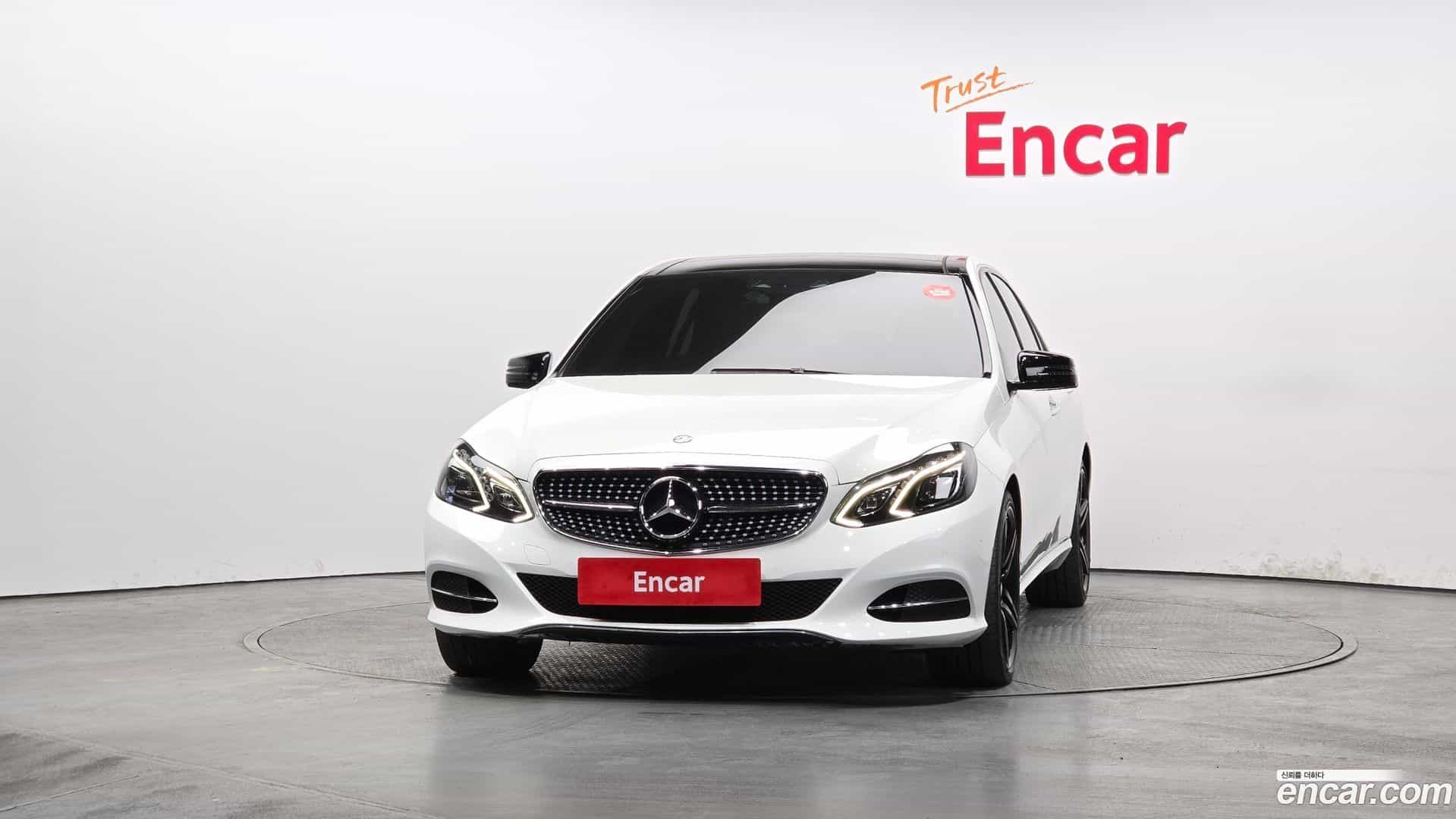 E-Class Mercedes-Benz 2014.0-OUTER-003