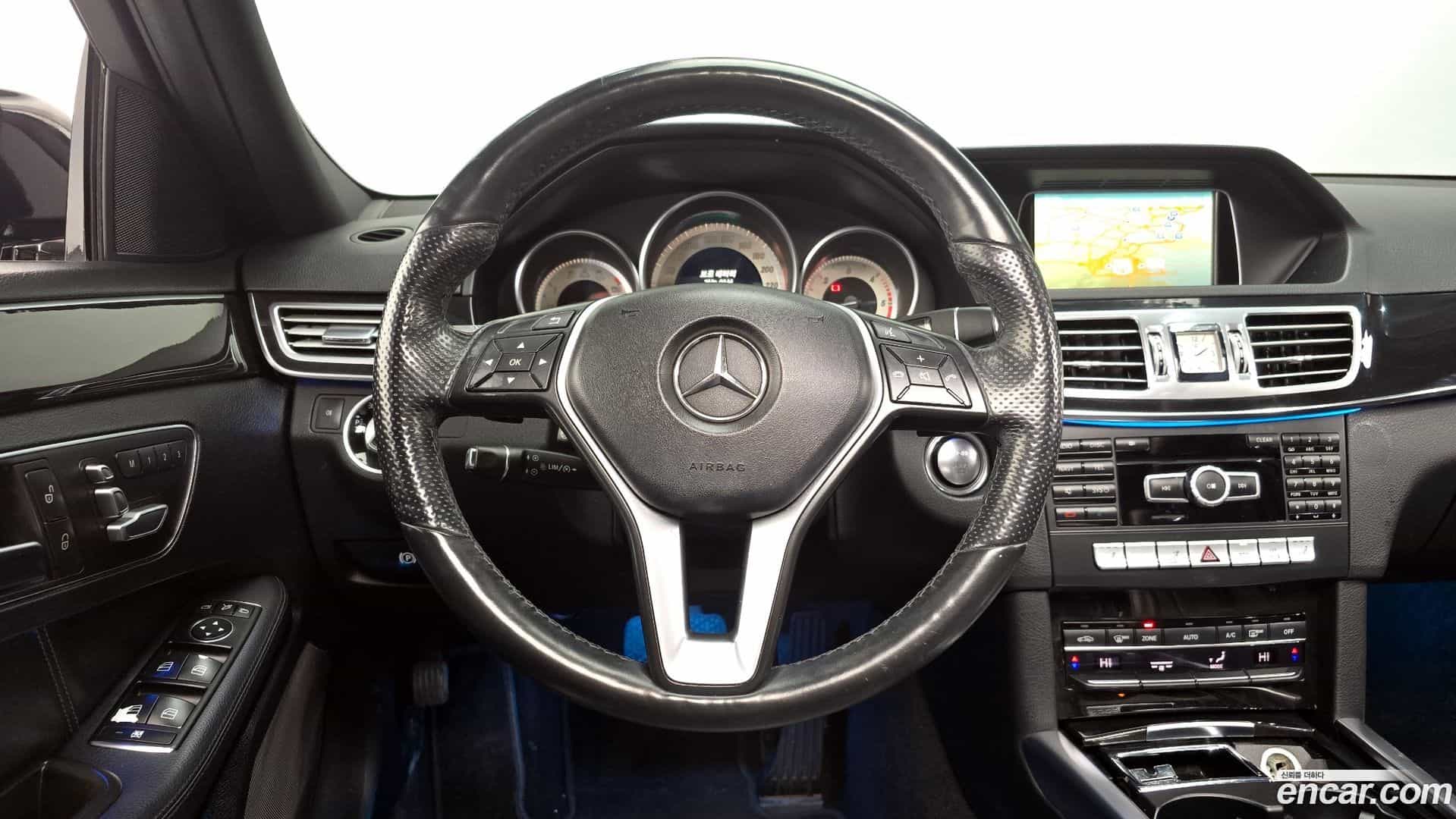E-Class Mercedes-Benz 2014.0-OPTION-017