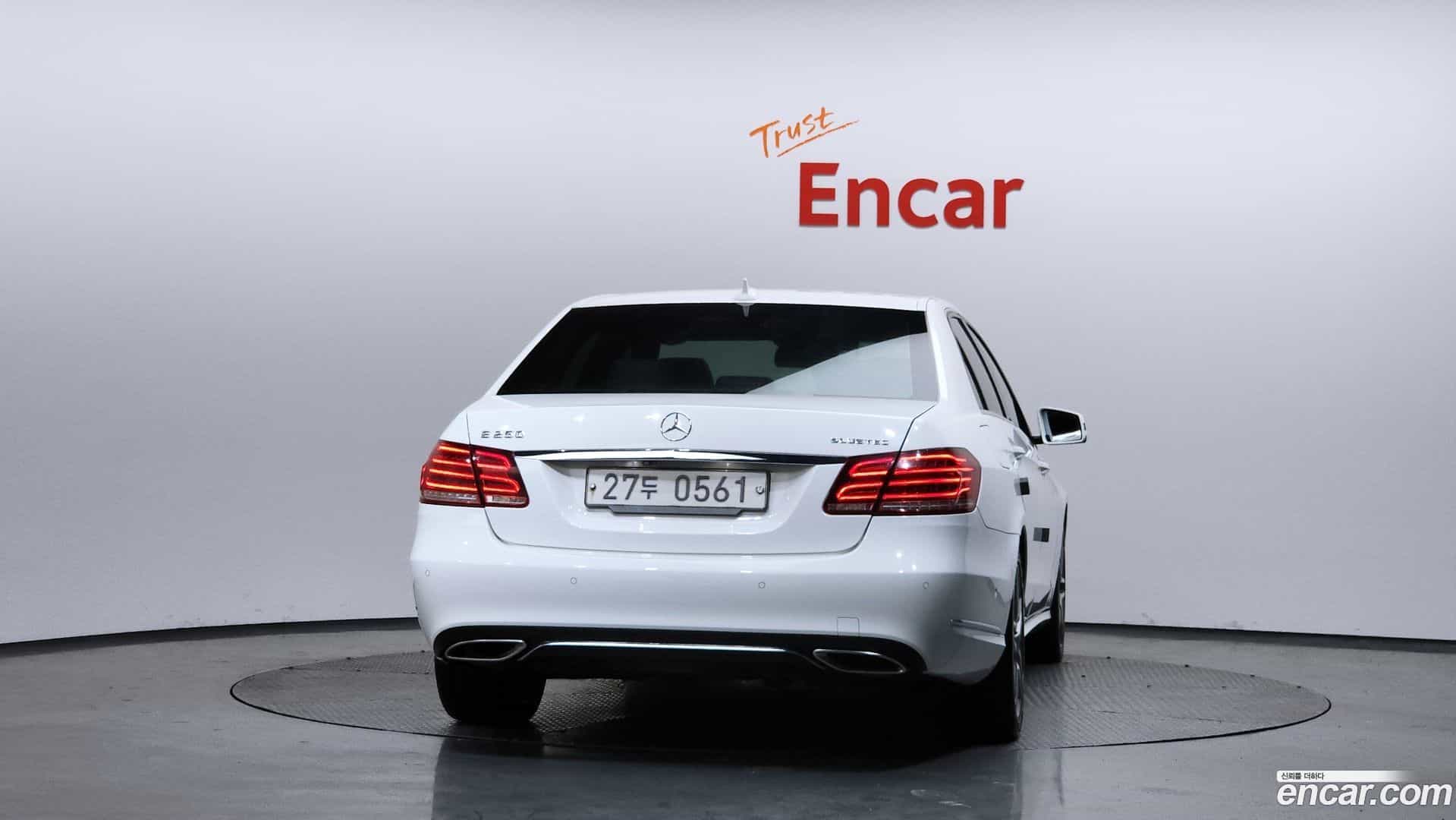 E-Class Mercedes-Benz 2015.7-OUTER-004