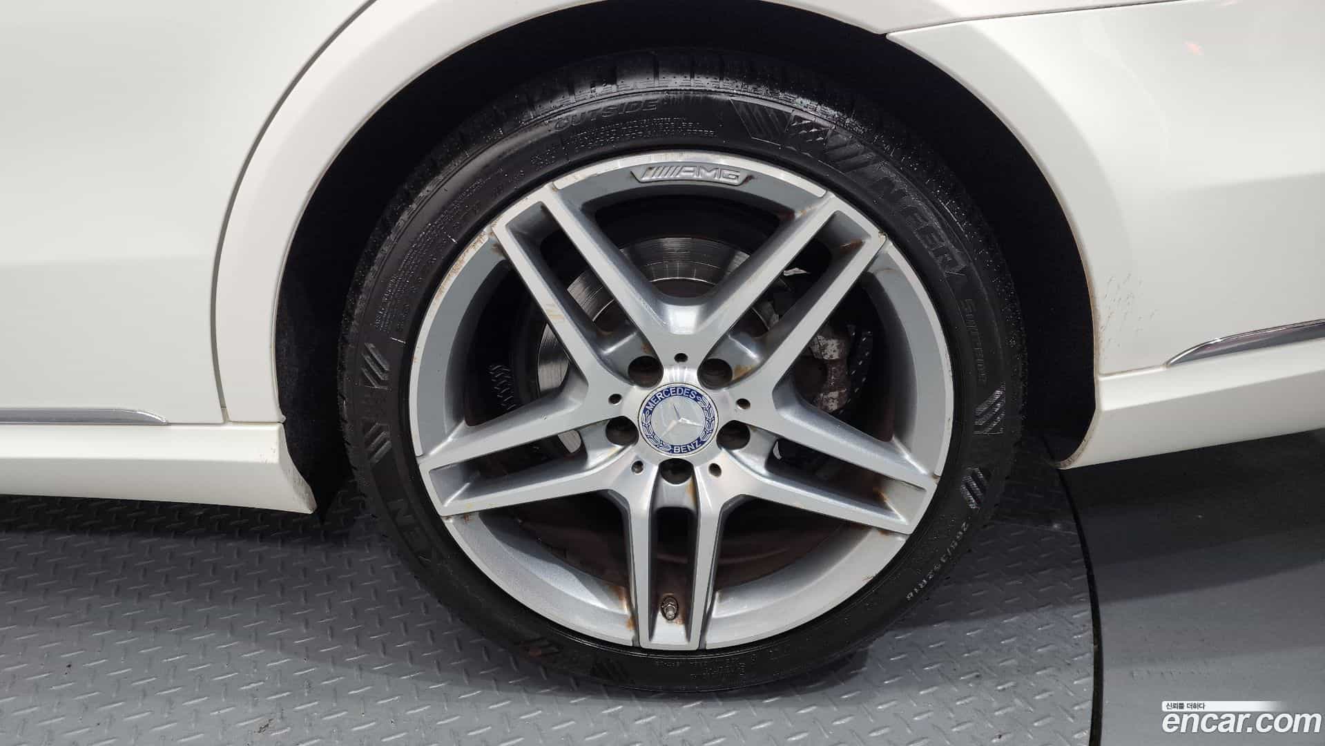 E-Class Mercedes-Benz 2015.7-OUTER-005