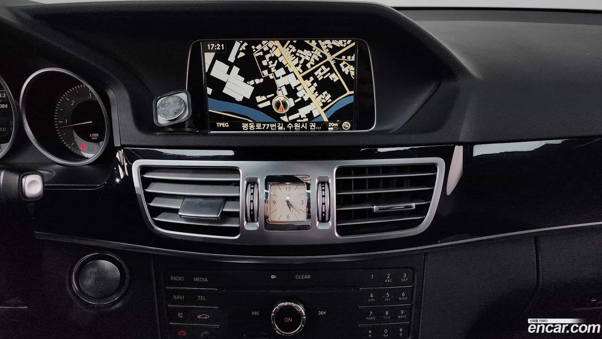 E-Class Mercedes-Benz 2015.7-OPTION-019