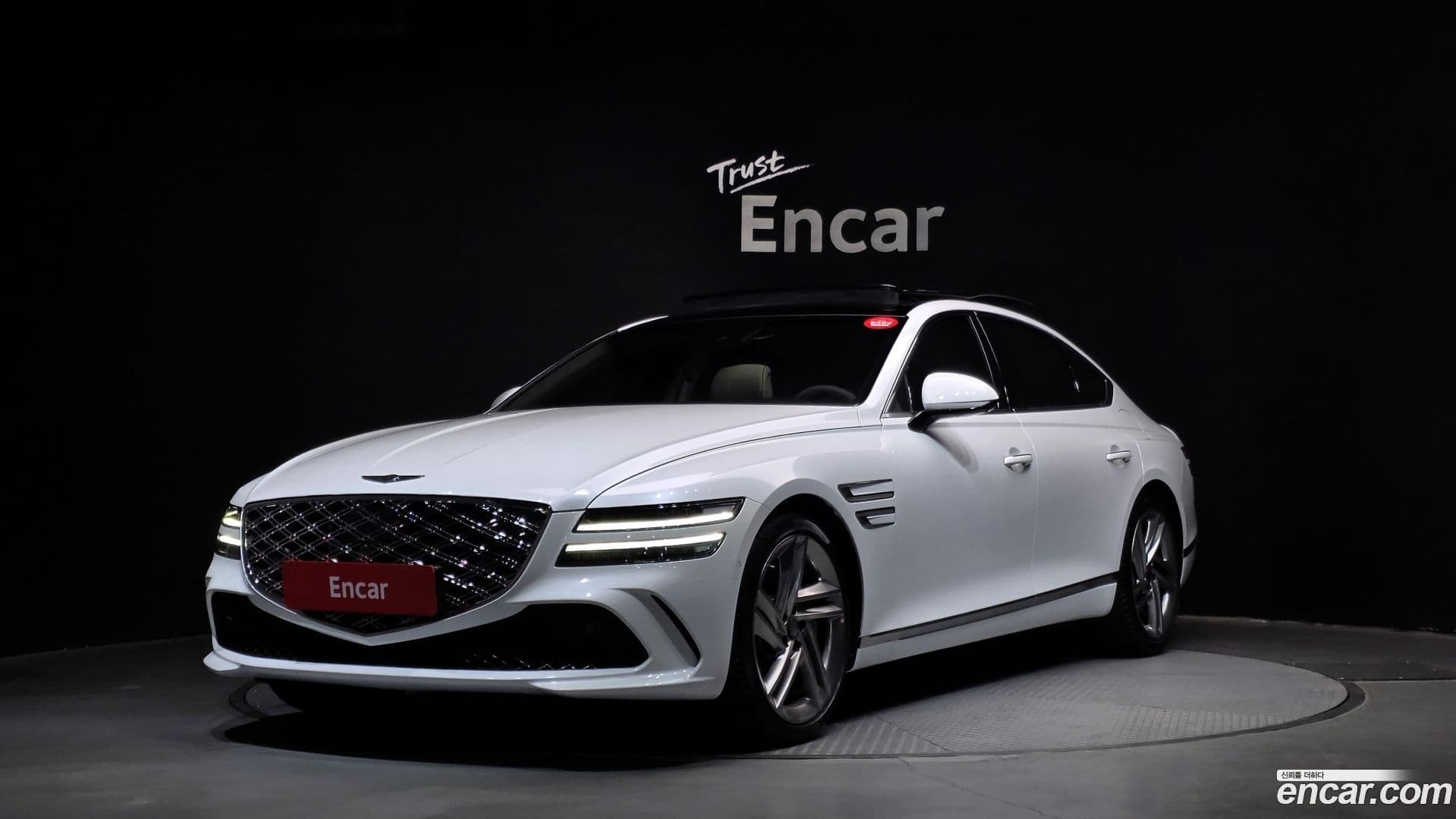 Main__Slider__Photo:G80 Genesis 2024.1-0