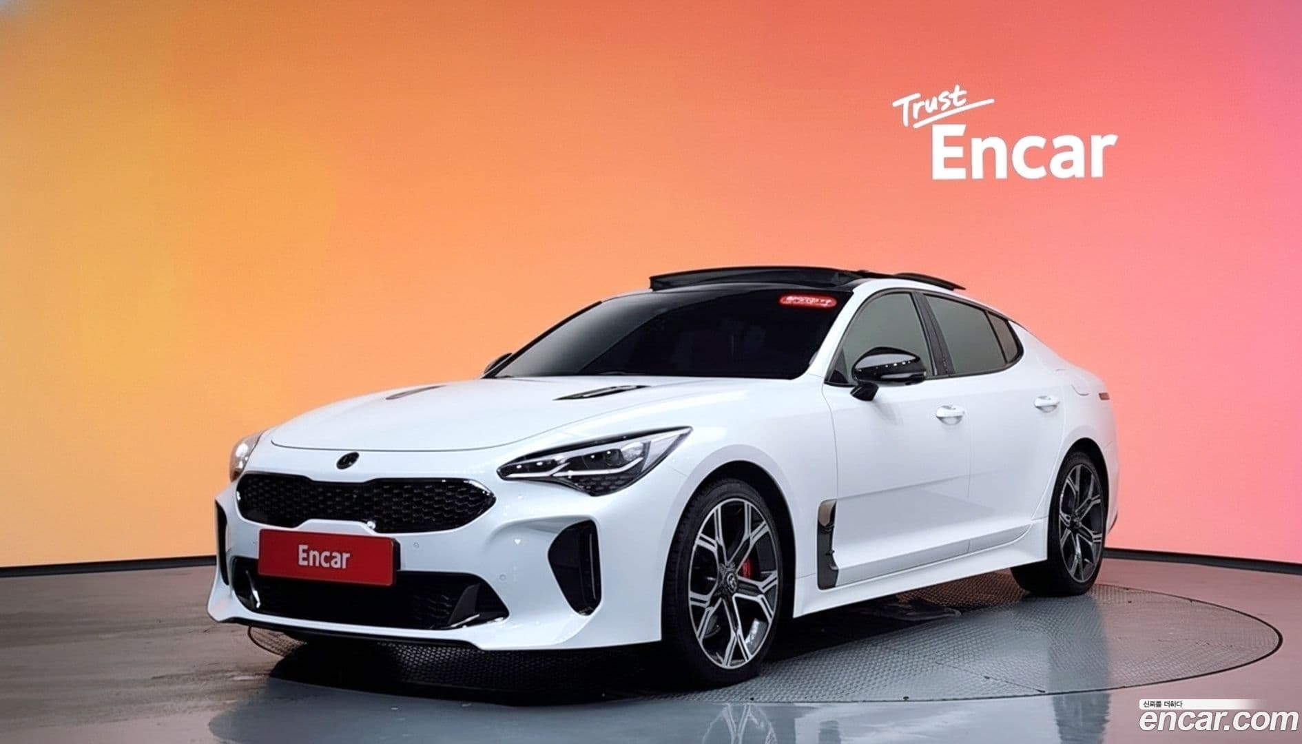 Main__Slider__Photo:Stinger Kia 2018.0-0