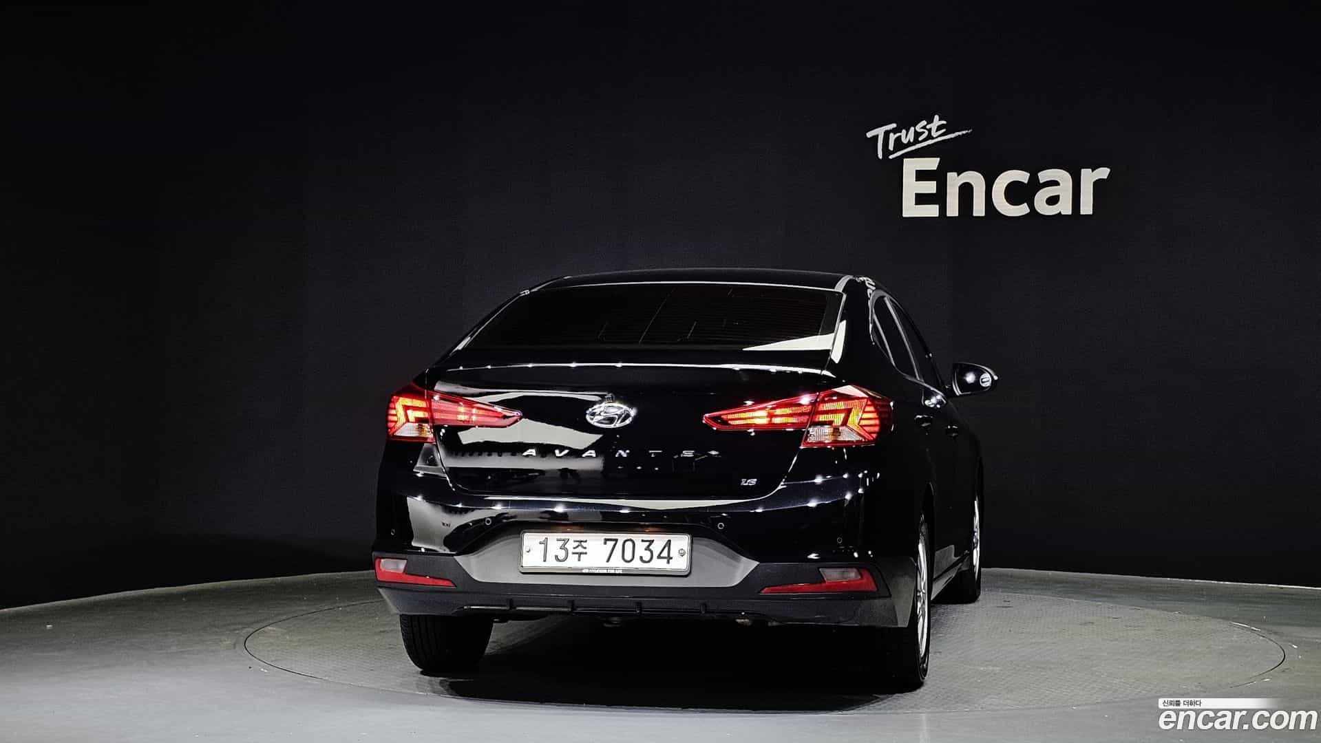 AVANTE Hyundai 2019.2-OUTER-004