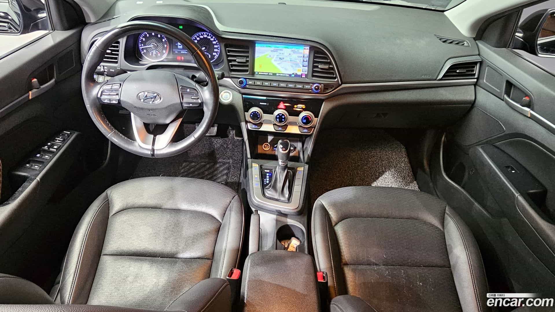AVANTE Hyundai 2019.2-INNER-007