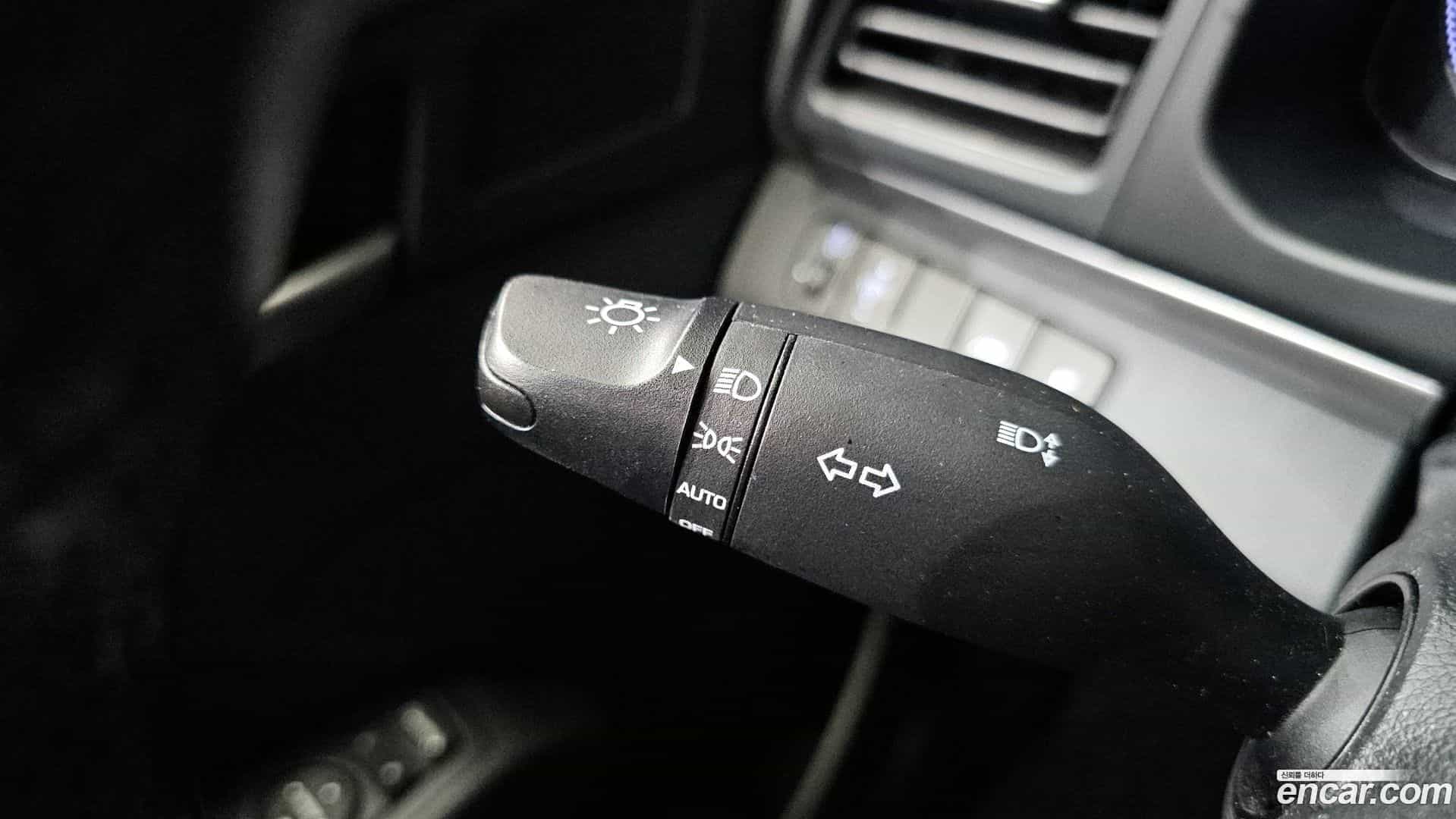 AVANTE Hyundai 2019.2-OPTION-020