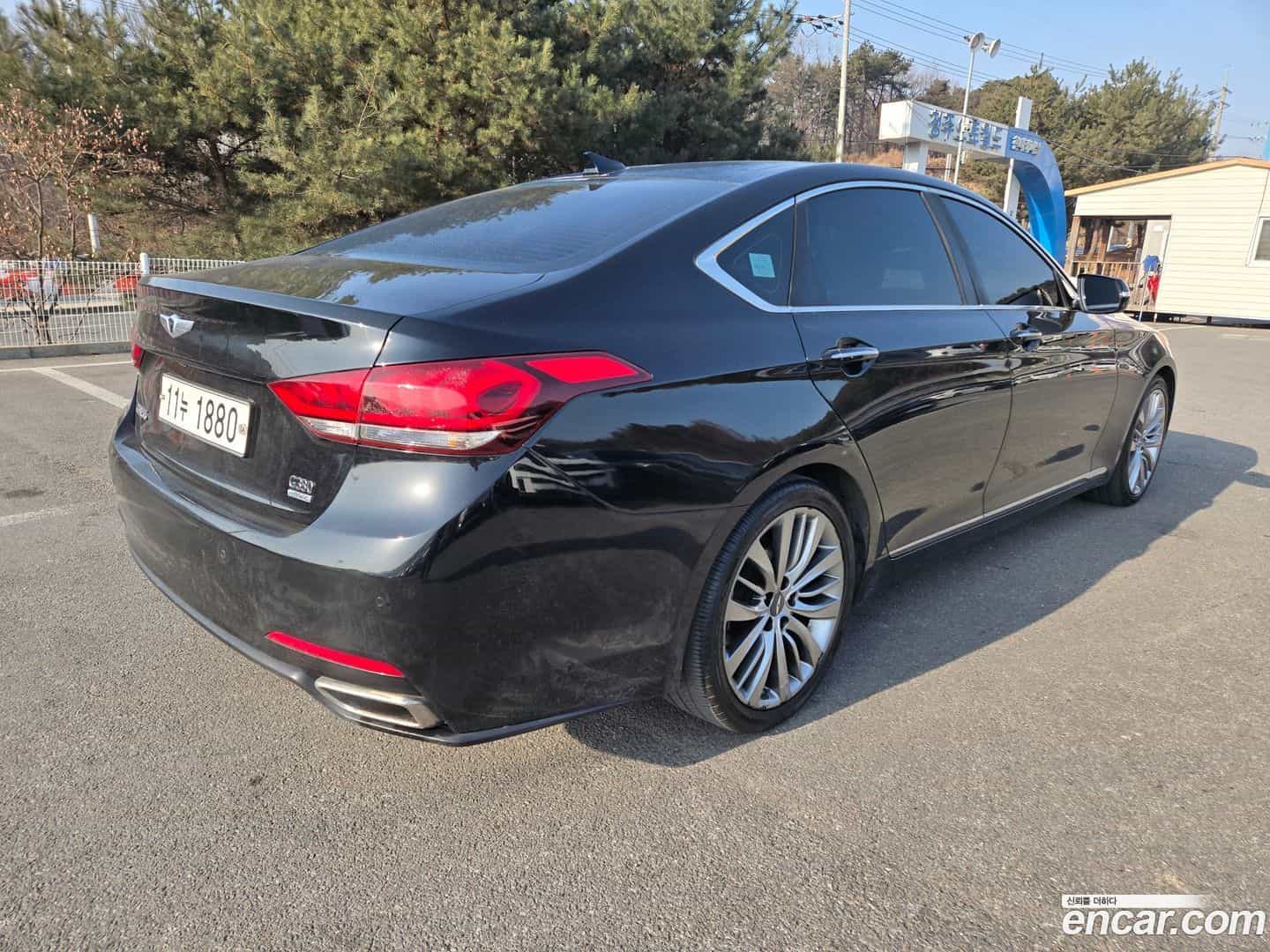 Genesis Hyundai 2015.6-OUTER-002