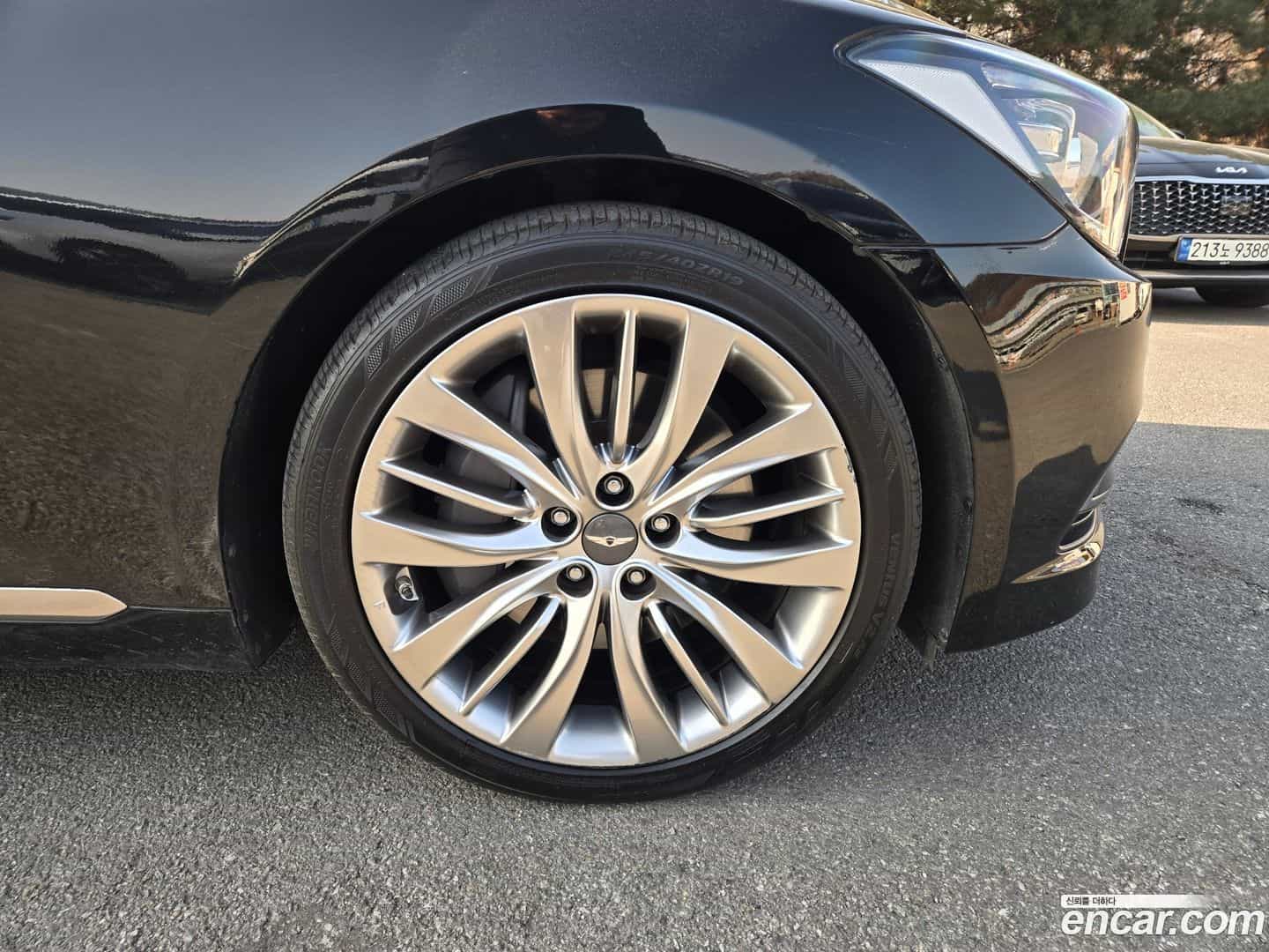 Genesis Hyundai 2015.6-OUTER-005