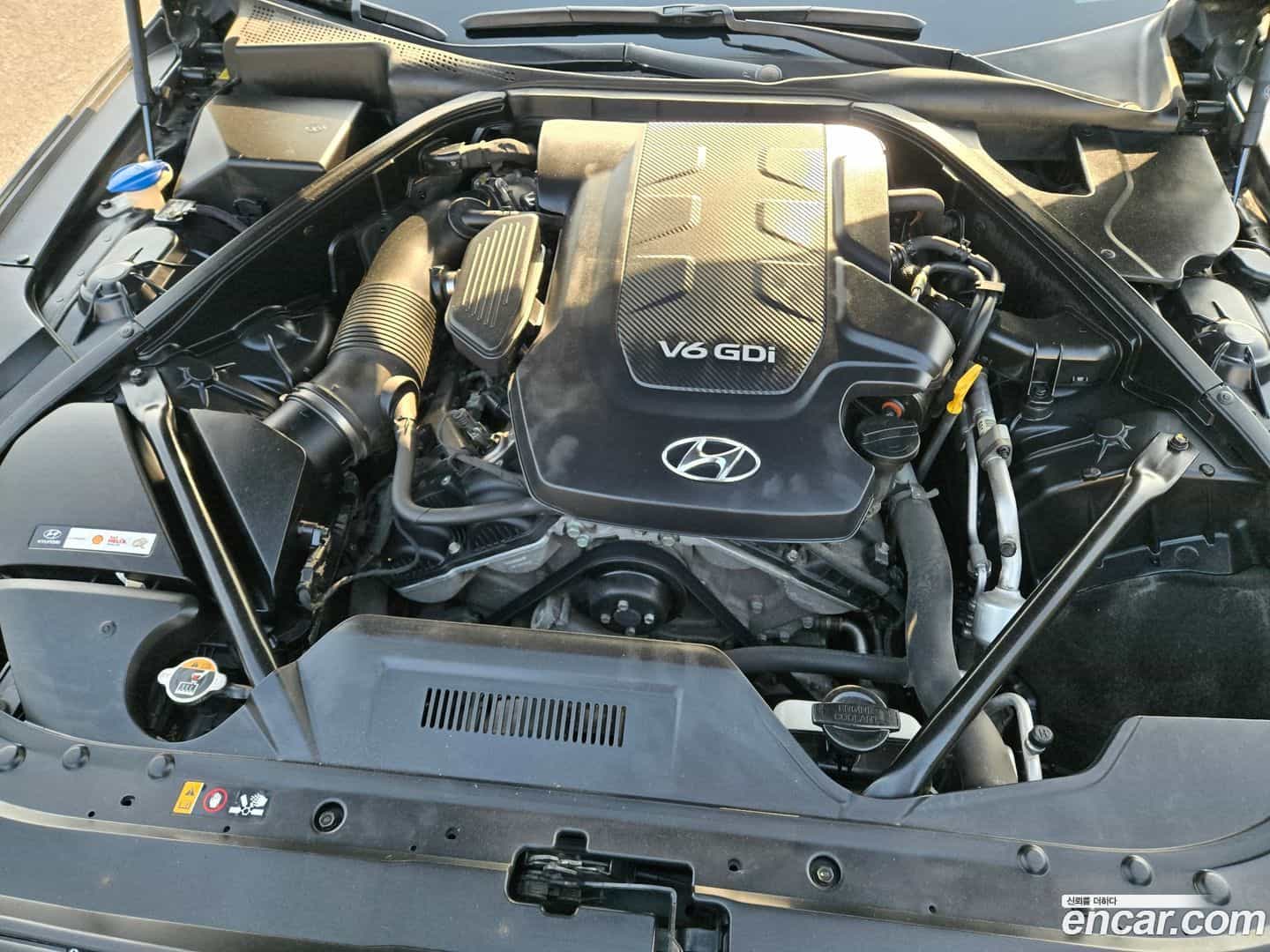 Genesis Hyundai 2015.6-INNER-006