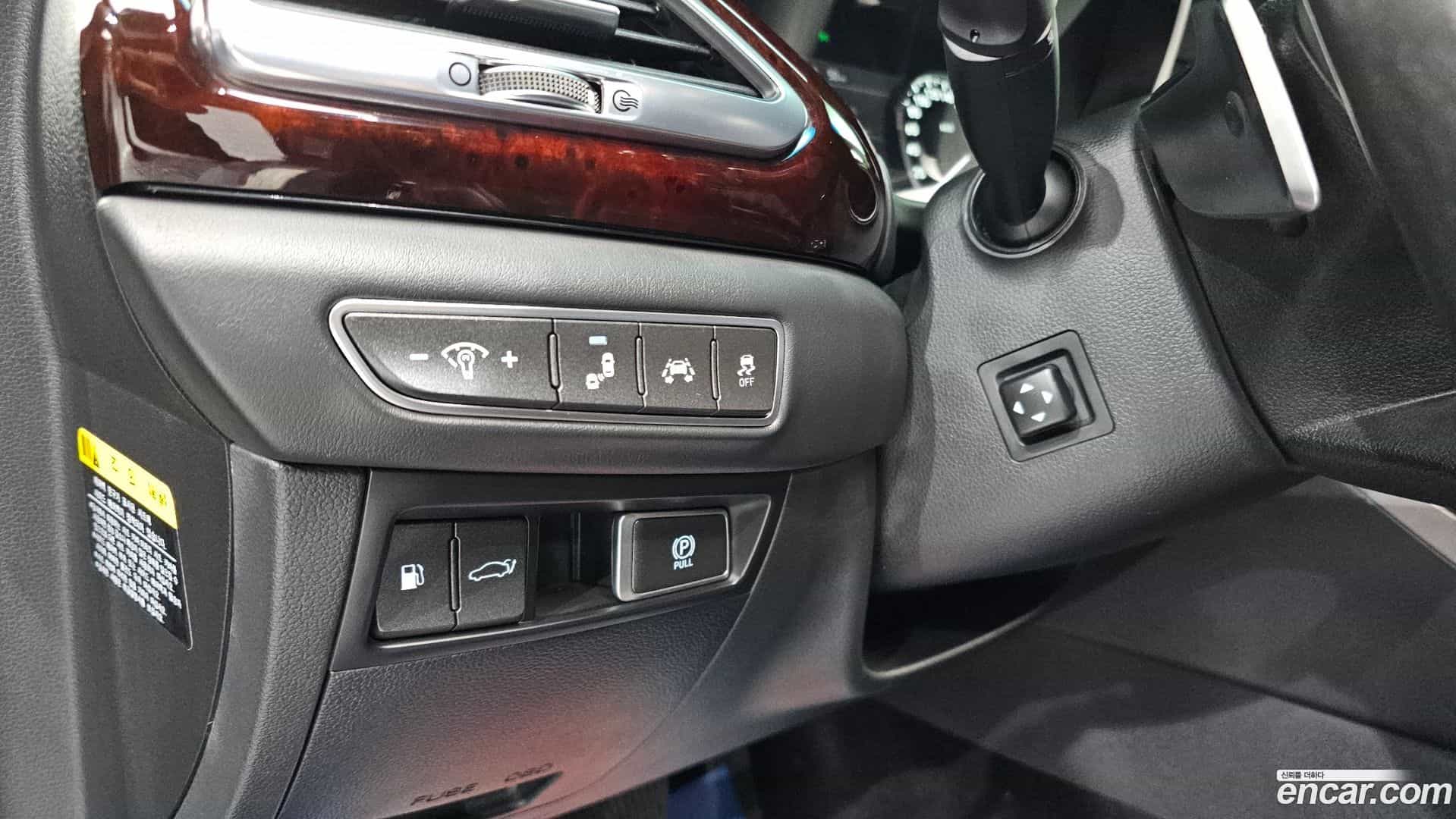 EQ900 Genesis 2016.1-OPTION-018