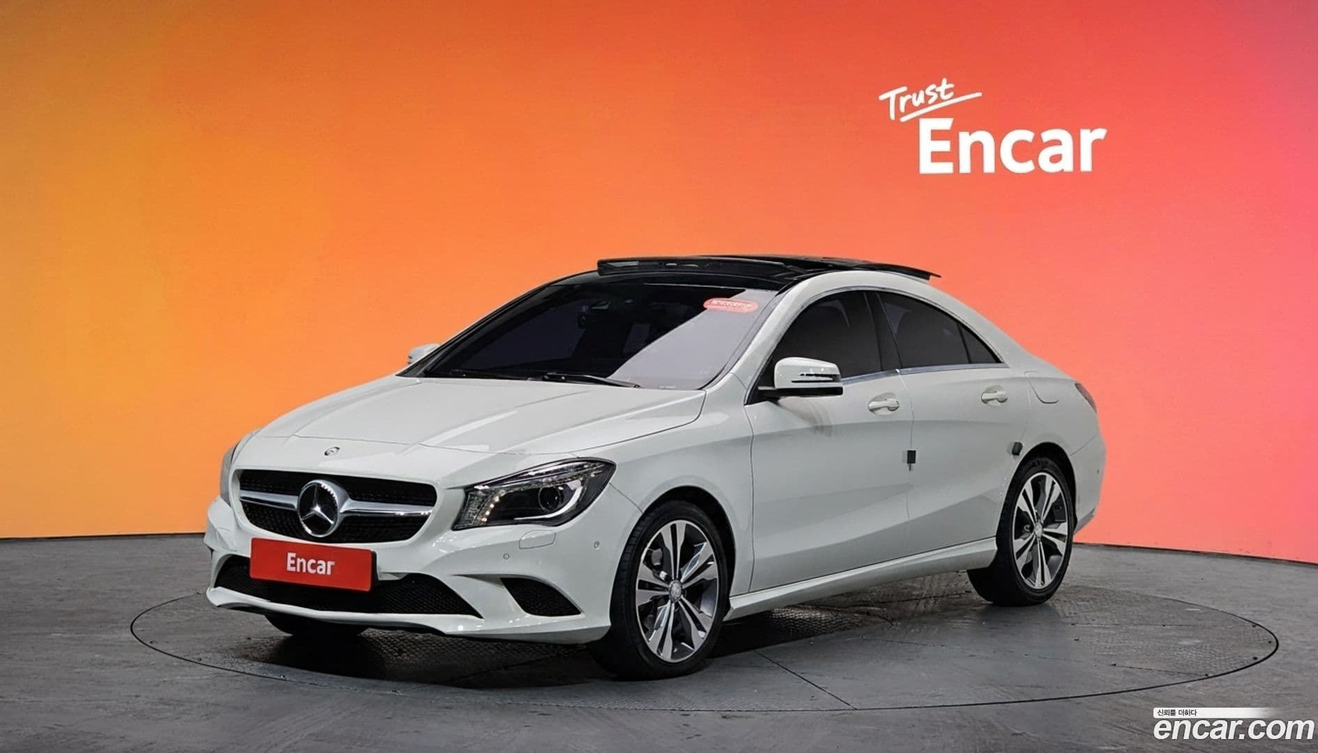Main__Slider__Photo:CLA-Class Mercedes-Benz 2016.5-0