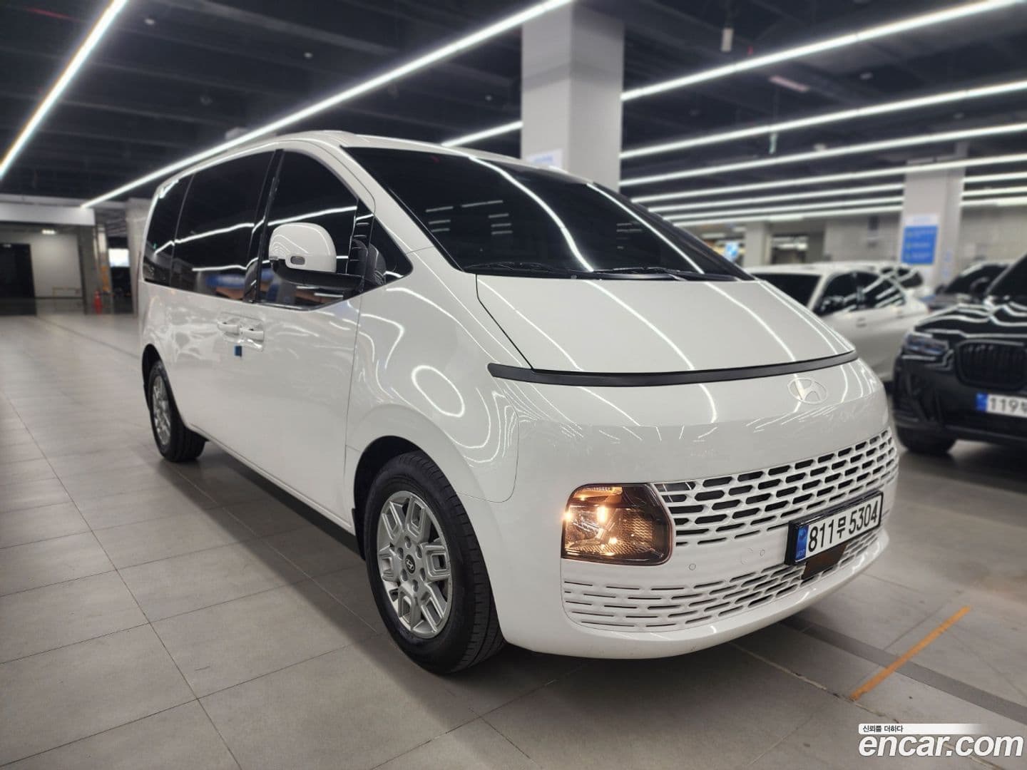 Main__Slider__Photo:Staria Hyundai 2024.10-0
