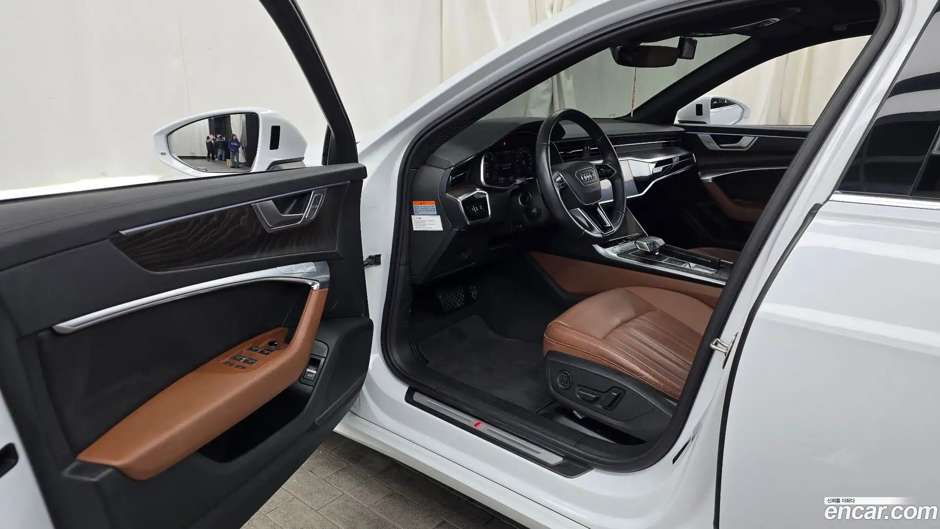 A6 Audi 2020.10-INNER-010