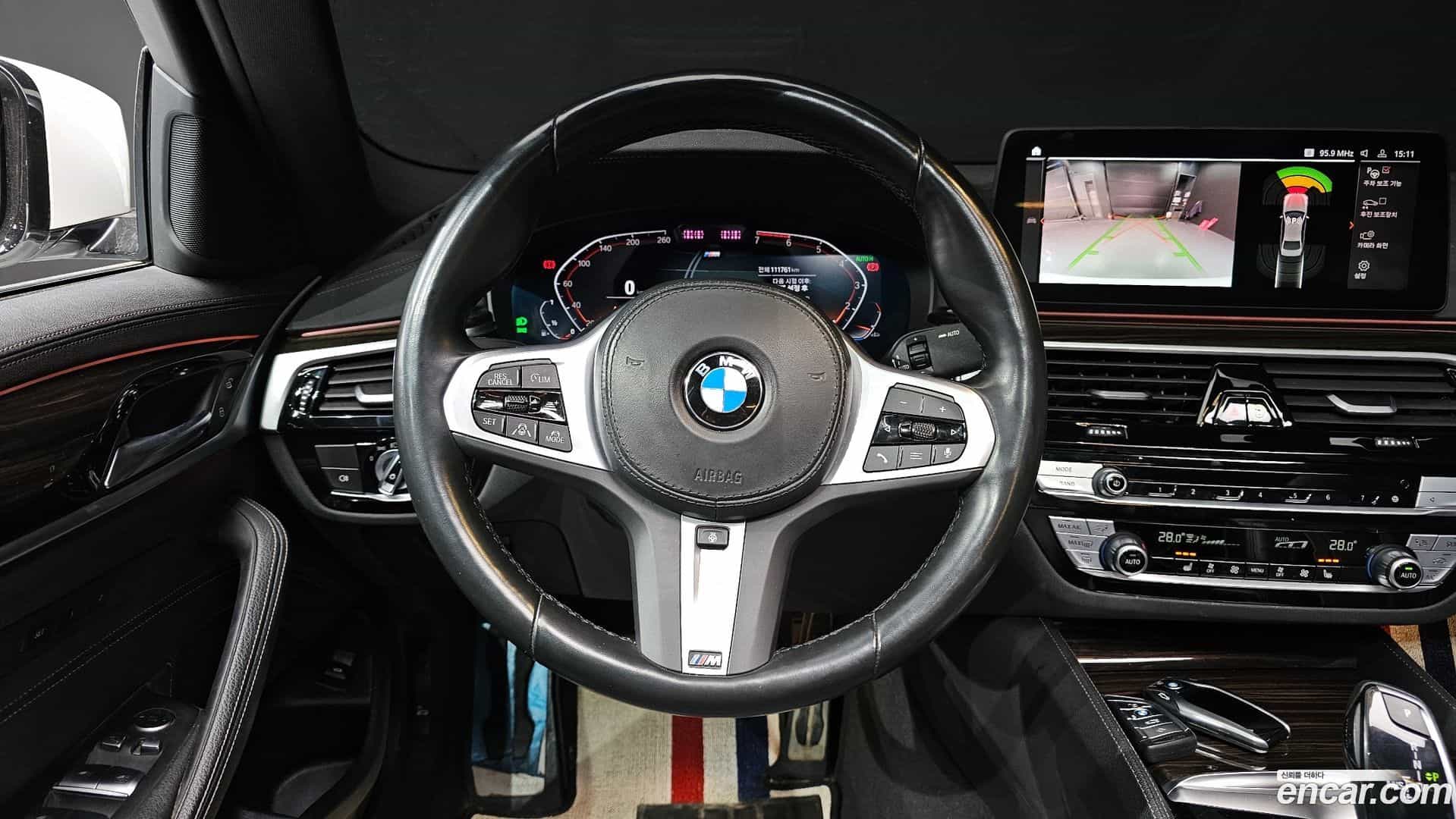 5-Series BMW 2022.2-OPTION-017